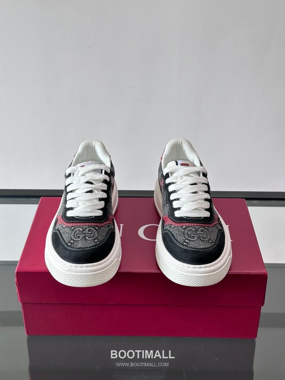 Gucci Screener Calfskin Low Sneakers with Web Stripe Double G Detail 구찌 스크리너 카프스킨 로우 스니커즈 웹 스트라이프 더블 G 디테일 3.5cm 2