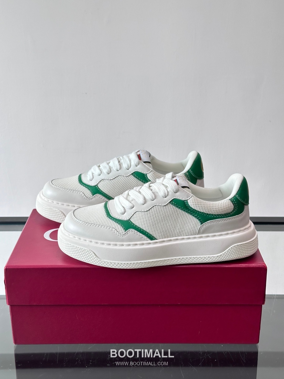 Gucci Screener Calfskin Low Sneakers with Web Stripe Double G Detail 구찌 스크리너 카프스킨 로우 스니커즈 웹 스트라이프 더블 G 디테일 3.5cm 3