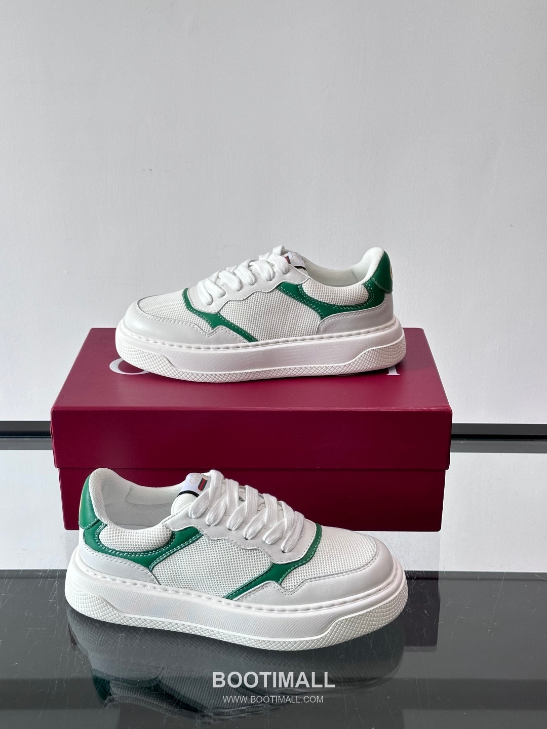 Gucci Screener Calfskin Low Sneakers with Web Stripe Double G Detail 구찌 스크리너 카프스킨 로우 스니커즈 웹 스트라이프 더블 G 디테일 3.5cm 4