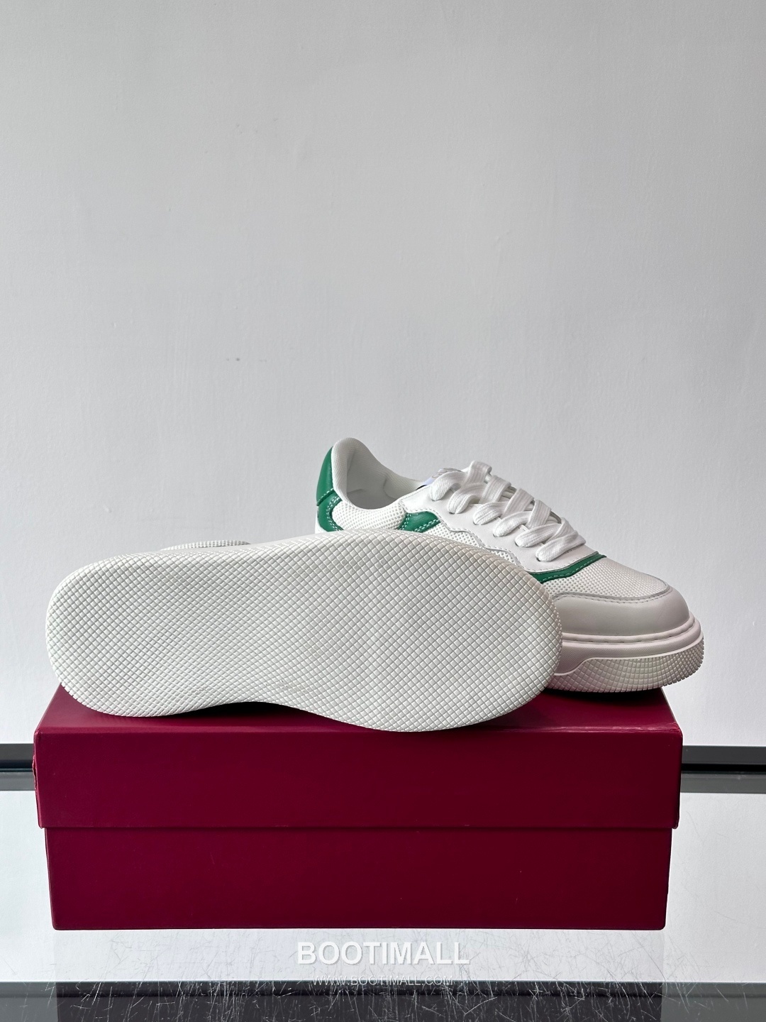 Gucci Screener Calfskin Low Sneakers with Web Stripe Double G Detail 구찌 스크리너 카프스킨 로우 스니커즈 웹 스트라이프 더블 G 디테일 3.5cm 9