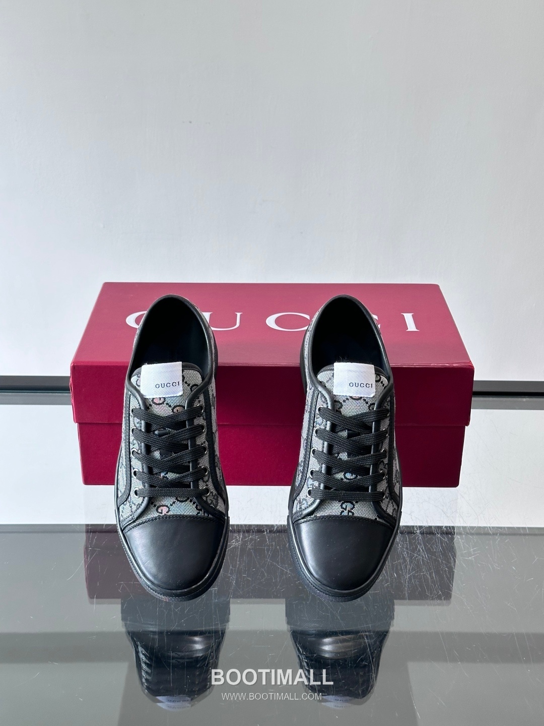 Gucci GG Embossed Calfskin Low Sneakers with Metal Eyelet Detail 구찌 GG 엠보싱 카프스킨 로우 스니커즈 메탈 아일렛 디테일 3.5cm 6