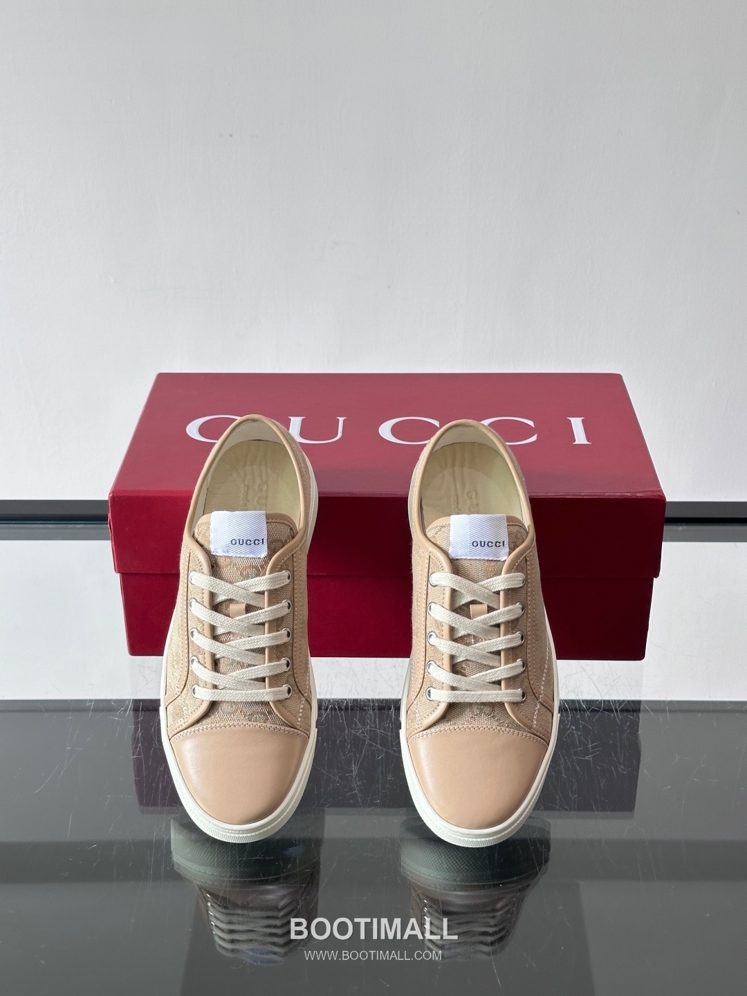 Gucci GG Embossed Calfskin Low Sneakers with Metal Eyelet Detail 구찌 GG 엠보싱 카프스킨 로우 스니커즈 메탈 아일렛 디테일 3.5cm 6