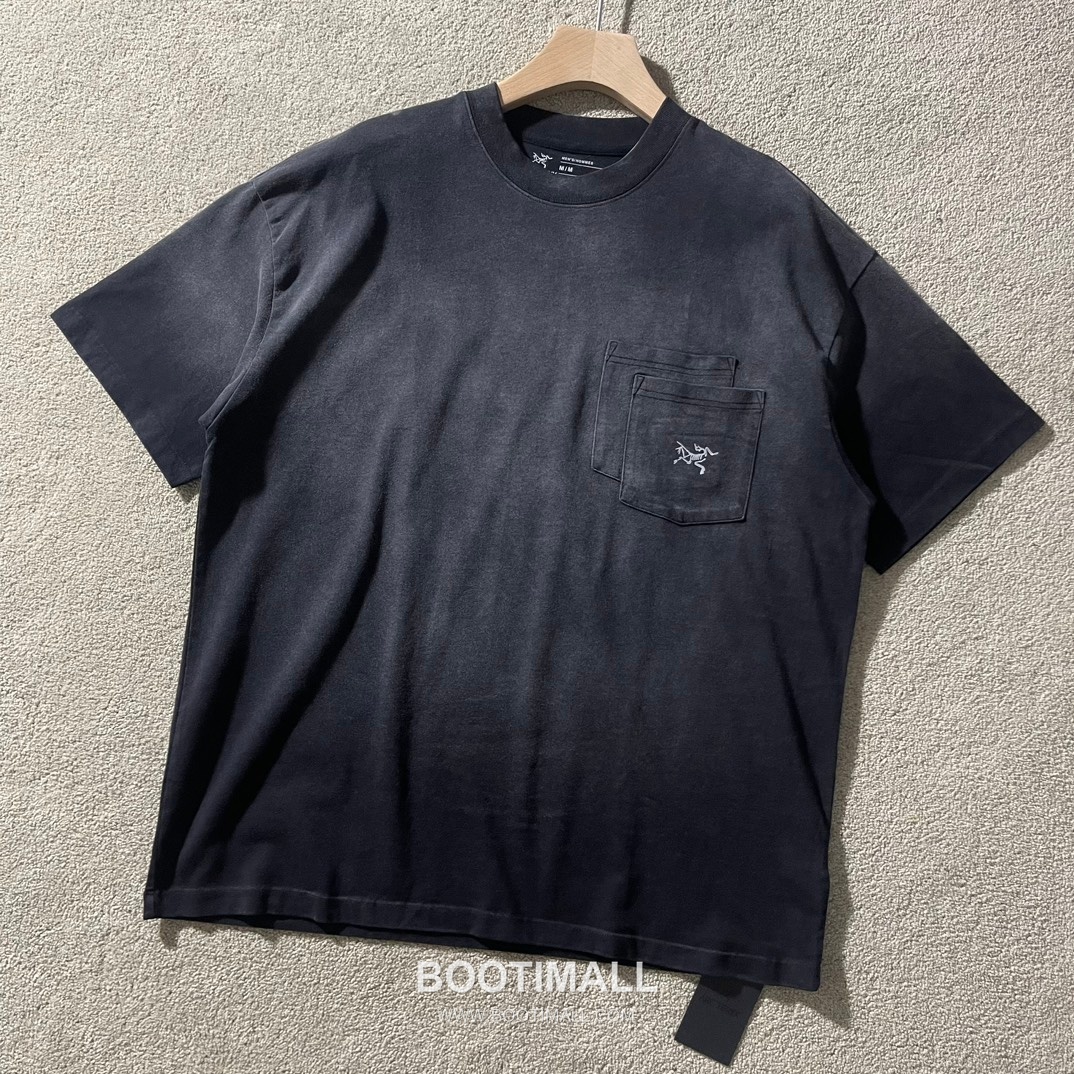 Arc’teryx SS24 Cotton Double Yarn Vintage Wash Pocket Logo Short Sleeve T-Shirt 아크테릭스 SS24 코튼 더블얀 빈티지 워싱 포켓 로고 반팔 티셔츠 1