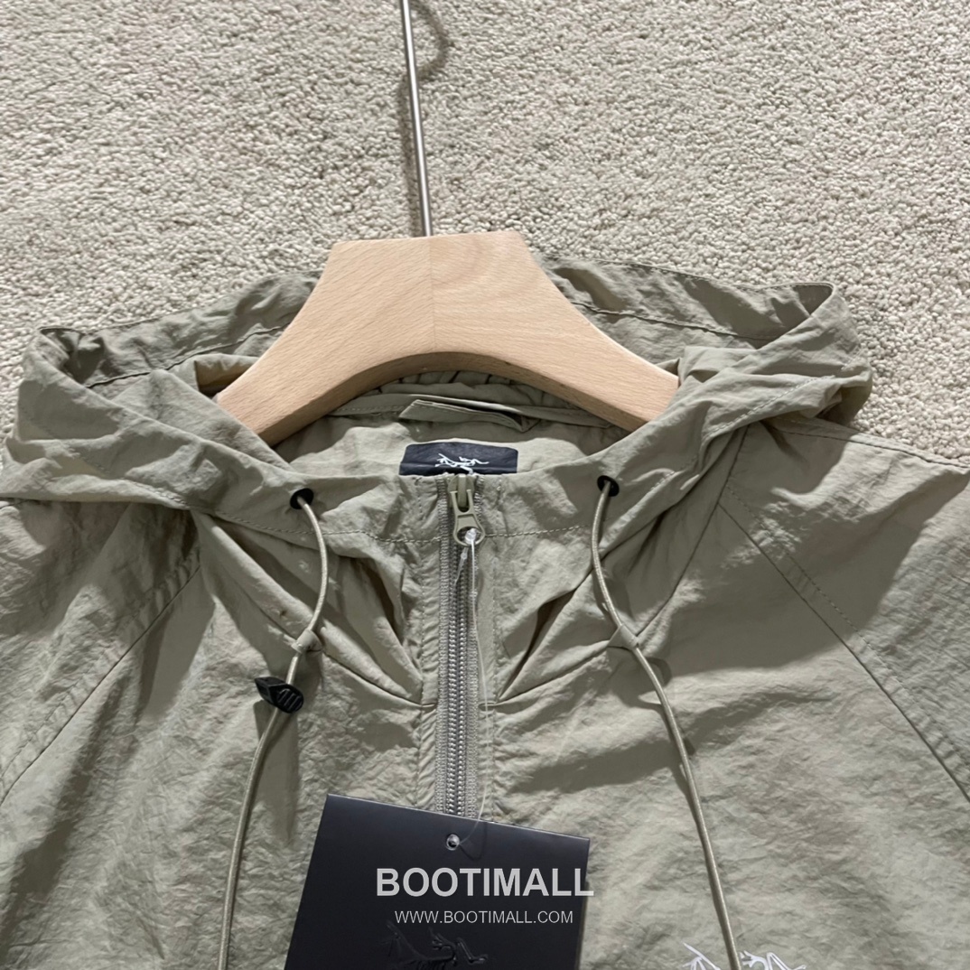 Arc’teryx SS25 Nylon UV Protection Quick-Dry Zip Hooded Skin Jacket 아크테릭스 SS25 나일론 UV차단 퀵드라이 지퍼 후디드 스킨 재킷 3