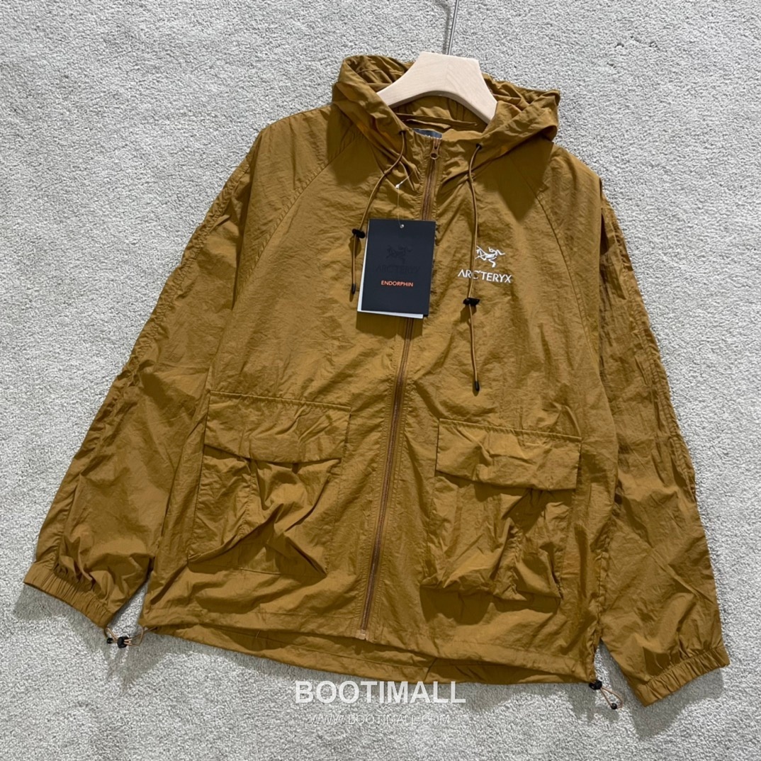 Arc’teryx SS25 Nylon UV Protection Quick-Dry Zip Hooded Skin Jacket 아크테릭스 SS25 나일론 UV차단 퀵드라이 지퍼 후디드 스킨 재킷 1