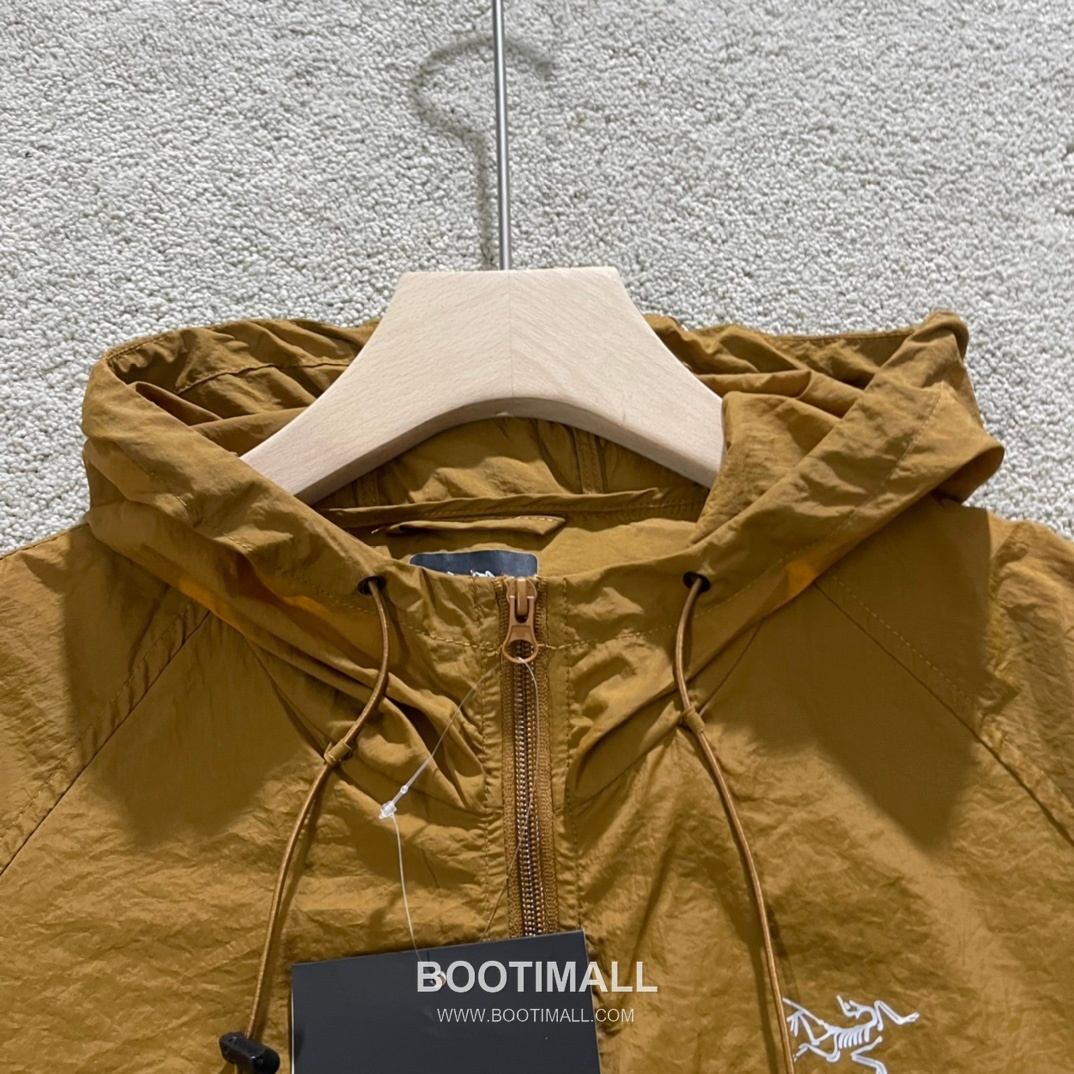 Arc’teryx SS25 Nylon UV Protection Quick-Dry Zip Hooded Skin Jacket 아크테릭스 SS25 나일론 UV차단 퀵드라이 지퍼 후디드 스킨 재킷 3