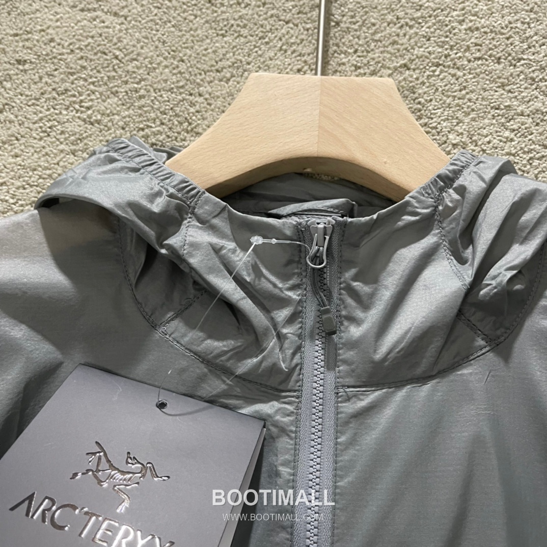 Arc’teryx SS25 Nylon UV Protection Quick-Dry Zip Hooded Skin Jacket 아크테릭스 SS25 나일론 UV차단 퀵드라이 지퍼 후디드 스킨 재킷 3