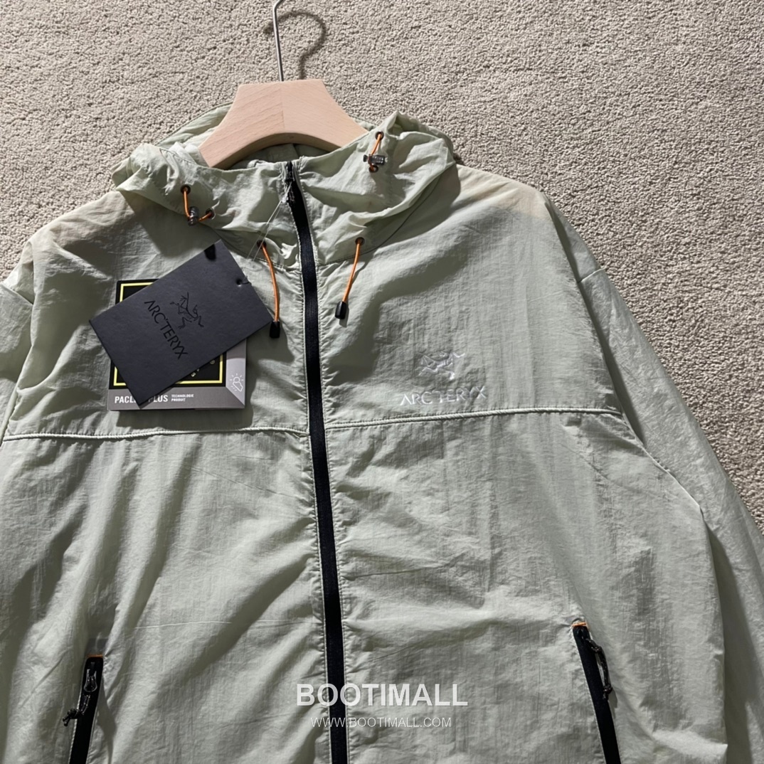 Arc’teryx SS25 Nylon UV Protection Water-Repellent Quick-Dry Zip Hooded Skin Jacket 아크테릭스 SS25 나일론 UV차단 발수 퀵드라이 지퍼 후디드 스킨 재킷 2