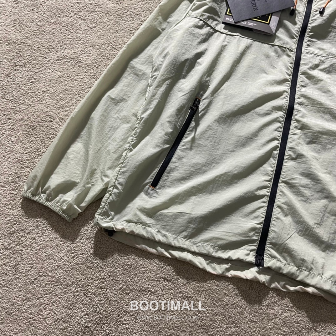 Arc’teryx SS25 Nylon UV Protection Water-Repellent Quick-Dry Zip Hooded Skin Jacket 아크테릭스 SS25 나일론 UV차단 발수 퀵드라이 지퍼 후디드 스킨 재킷 6