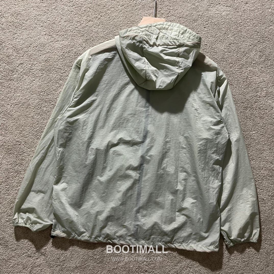 Arc’teryx SS25 Nylon UV Protection Water-Repellent Quick-Dry Zip Hooded Skin Jacket 아크테릭스 SS25 나일론 UV차단 발수 퀵드라이 지퍼 후디드 스킨 재킷 9