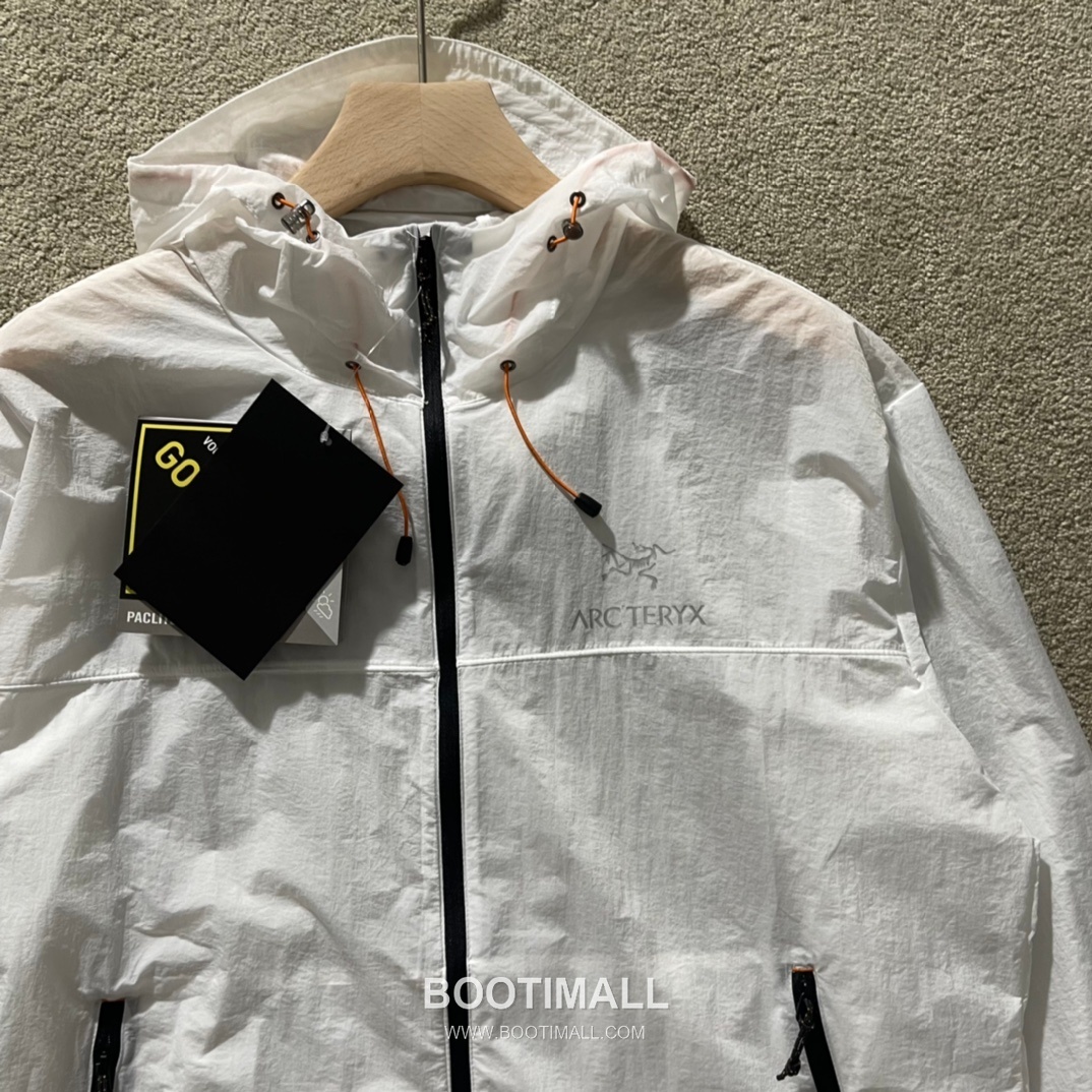 Arc’teryx SS25 Nylon UV Protection Water-Repellent Quick-Dry Zip Hooded Skin Jacket 아크테릭스 SS25 나일론 UV차단 발수 퀵드라이 지퍼 후디드 스킨 재킷 2