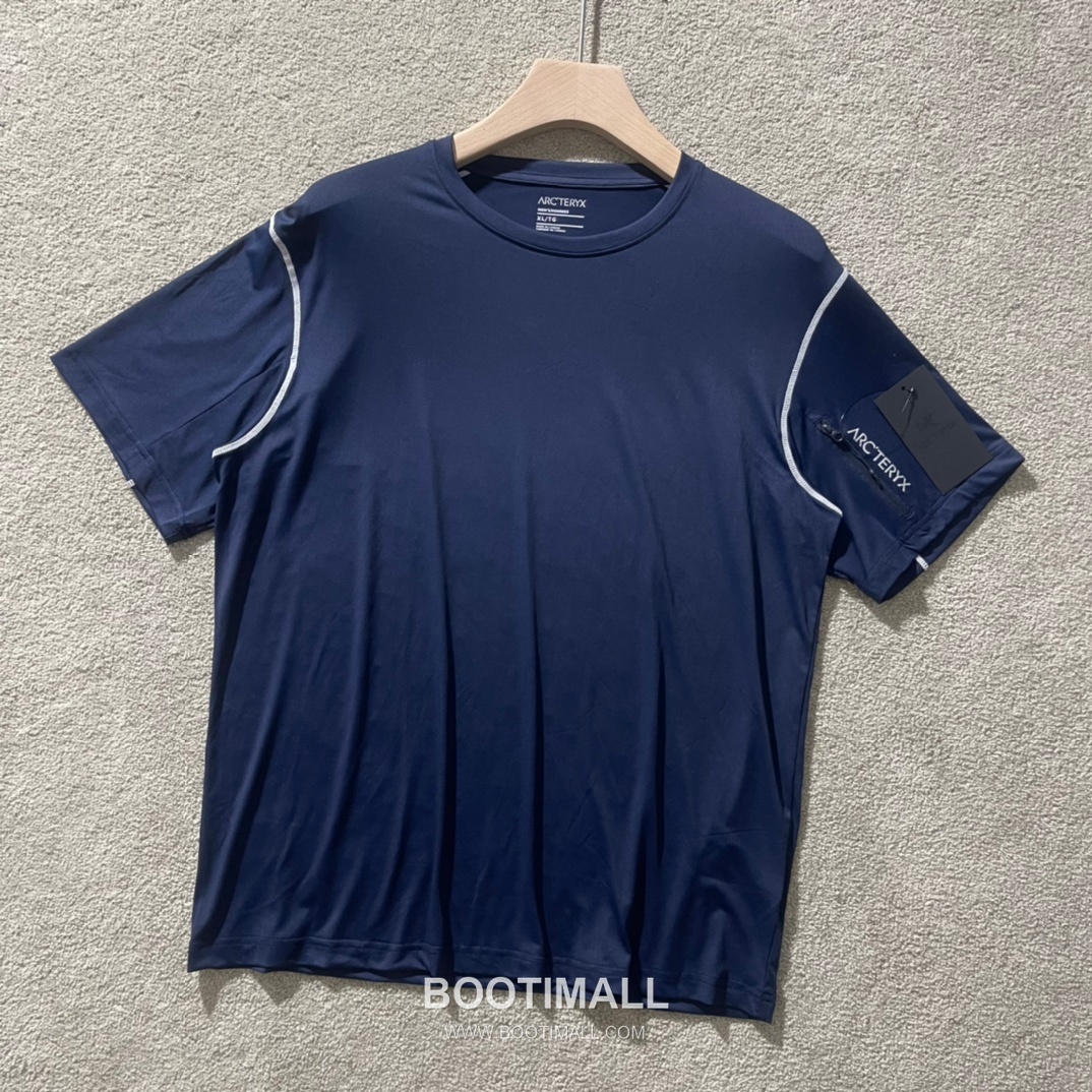 Arc’teryx SS24 Polyester Blend Colorblock Zip Pocket Quick-Dry Short Sleeve T-Shirt 아크테릭스 SS24 폴리에스터 혼방 컬러블록 지퍼포켓 퀵드라이 반팔 티셔츠 1