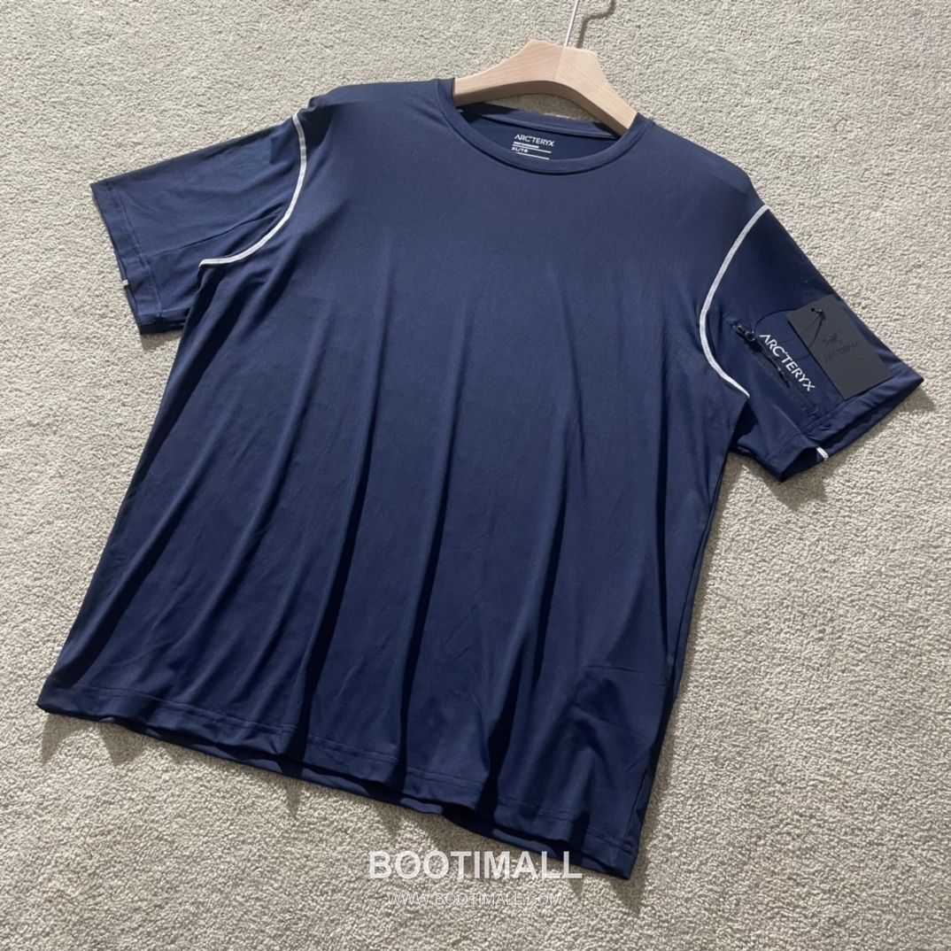 Arc’teryx SS24 Polyester Blend Colorblock Zip Pocket Quick-Dry Short Sleeve T-Shirt 아크테릭스 SS24 폴리에스터 혼방 컬러블록 지퍼포켓 퀵드라이 반팔 티셔츠 6