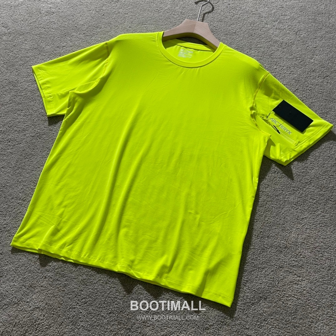 Arc’teryx SS24 Polyester Blend Colorblock Zip Pocket Quick-Dry Short Sleeve T-Shirt 아크테릭스 SS24 폴리에스터 혼방 컬러블록 지퍼포켓 퀵드라이 반팔 티셔츠 6