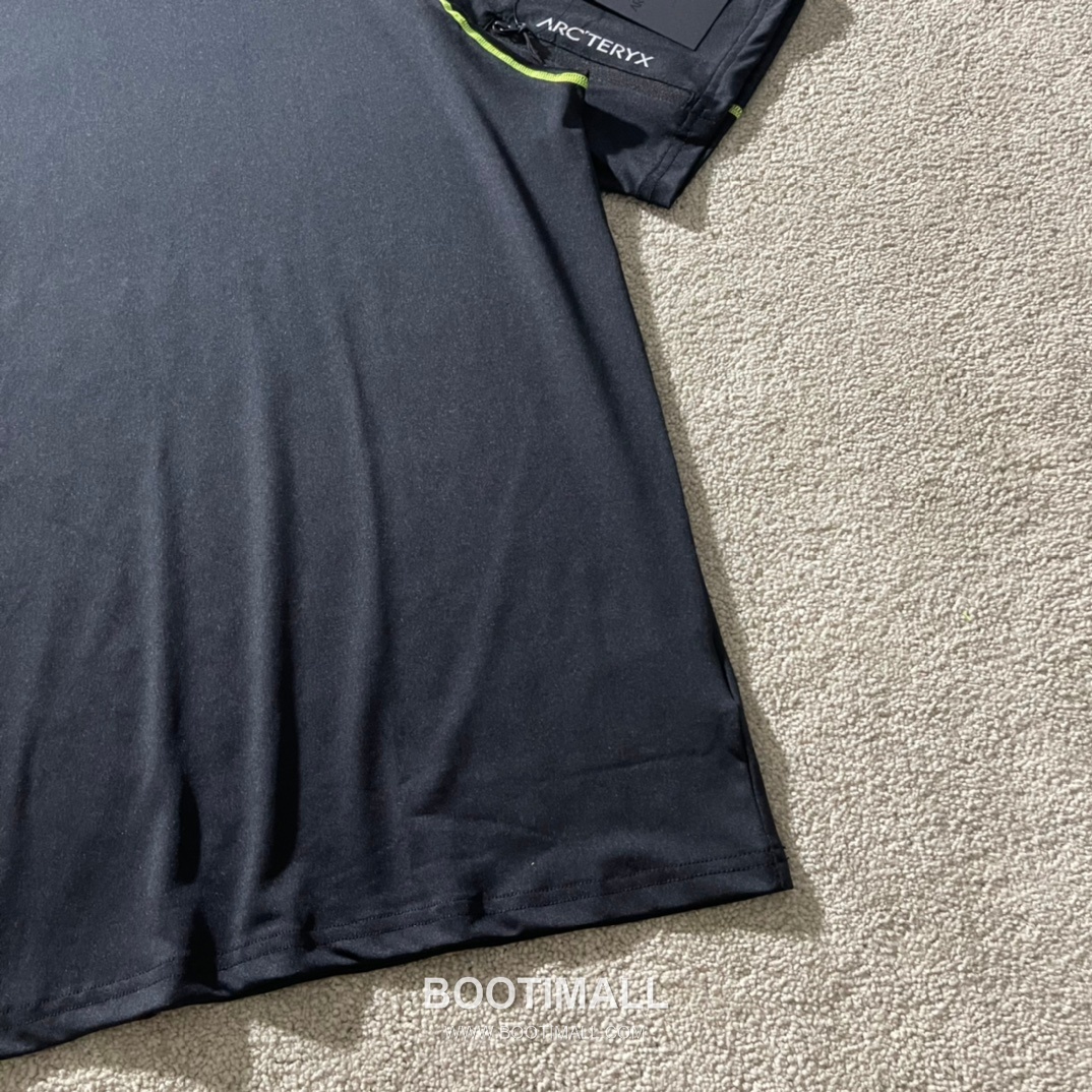 Arc’teryx SS24 Polyester Blend Colorblock Zip Pocket Quick-Dry Short Sleeve T-Shirt 아크테릭스 SS24 폴리에스터 혼방 컬러블록 지퍼포켓 퀵드라이 반팔 티셔츠 5