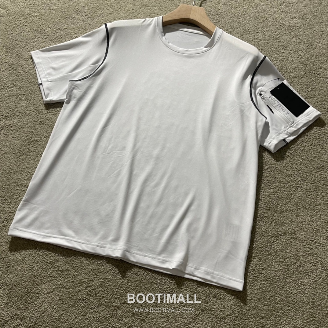 Arc’teryx SS24 Polyester Blend Colorblock Zip Pocket Quick-Dry Short Sleeve T-Shirt 아크테릭스 SS24 폴리에스터 혼방 컬러블록 지퍼포켓 퀵드라이 반팔 티셔츠 6