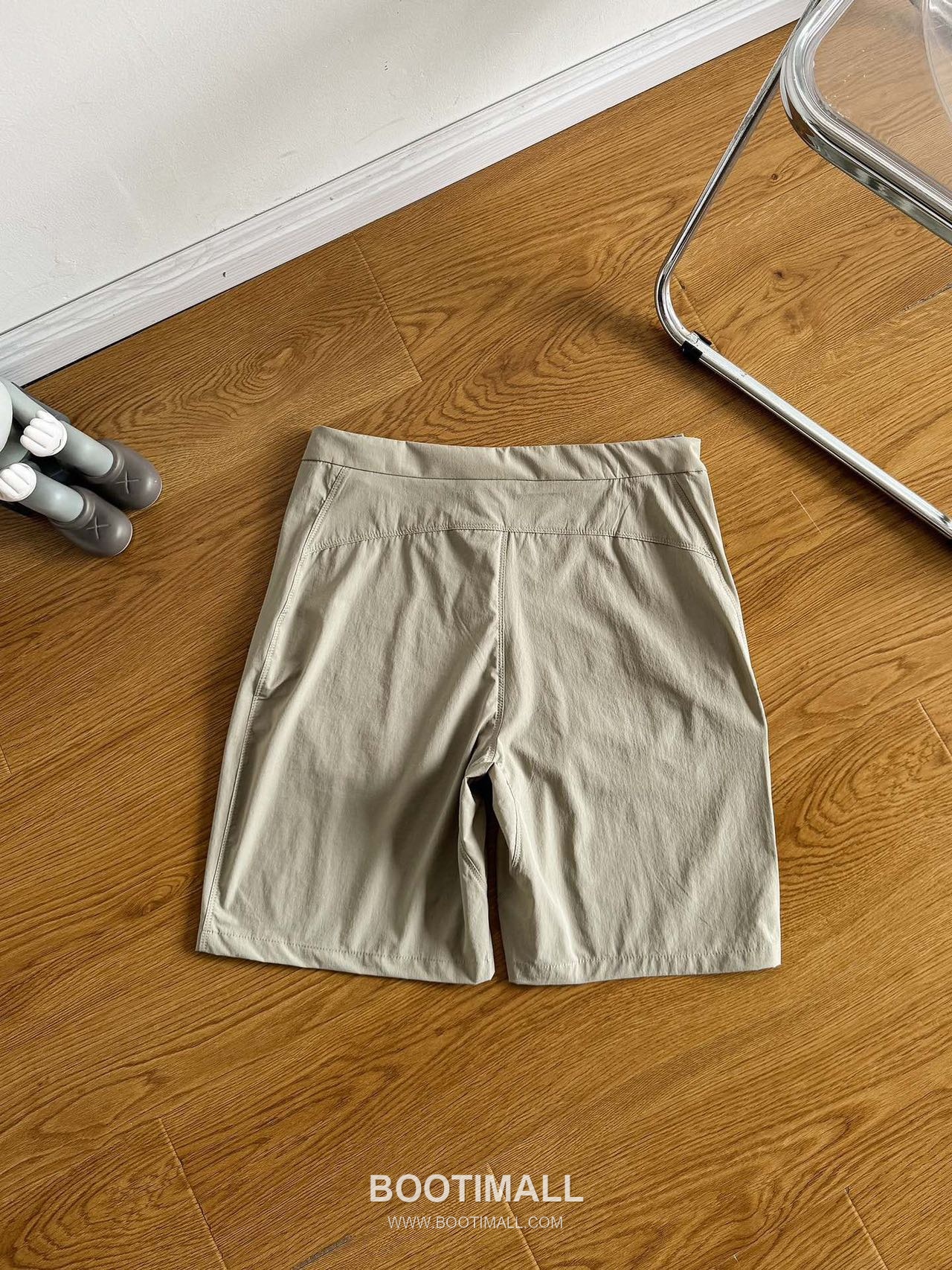 Arc’teryx SS25 TerraTex Nylon Blend Stretch Water-Repellent Multi Pocket Cargo Shorts 아크테릭스 SS25 테라텍스 나일론 혼방 스트레치 발수 멀티포켓 카고 반바지 4