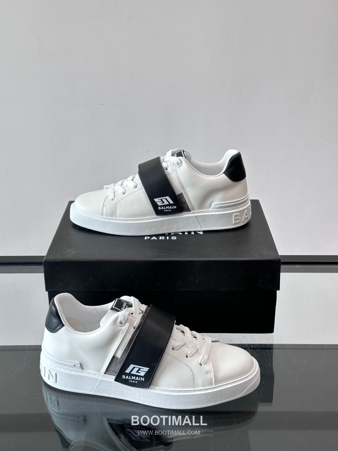 Balmain Velcro Calfskin Leather Low Sneakers with Logo Strap Detail 발망 벨크로 카프스킨 레더 로우 스니커즈 로고 스트랩 디테일 3cm 4