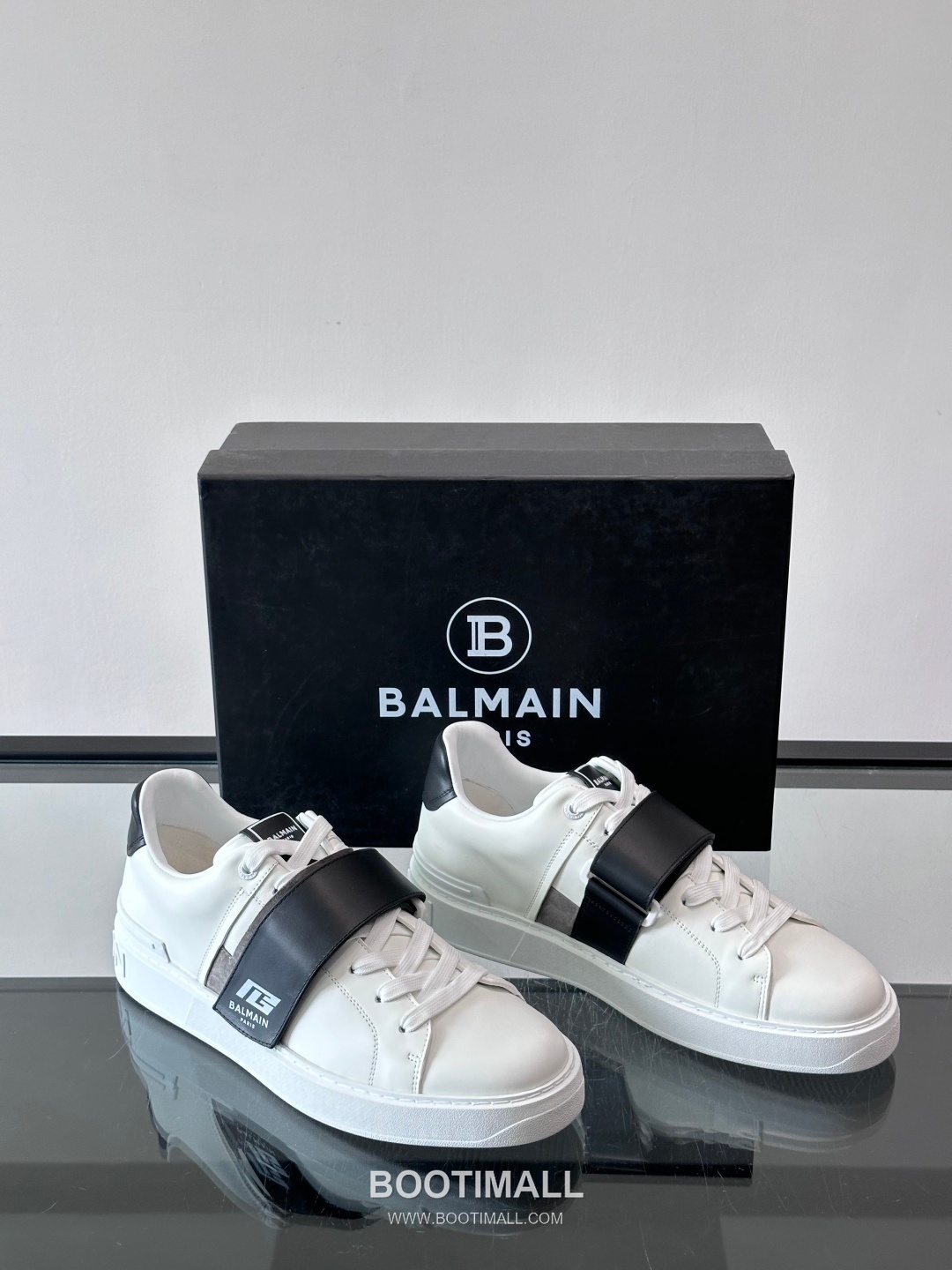 Balmain Velcro Calfskin Leather Low Sneakers with Logo Strap Detail 발망 벨크로 카프스킨 레더 로우 스니커즈 로고 스트랩 디테일 3cm 5