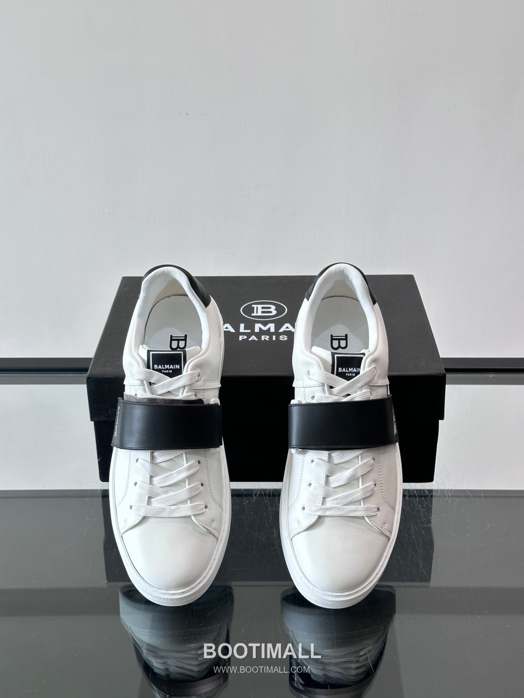 Balmain Velcro Calfskin Leather Low Sneakers with Logo Strap Detail 발망 벨크로 카프스킨 레더 로우 스니커즈 로고 스트랩 디테일 3cm 6