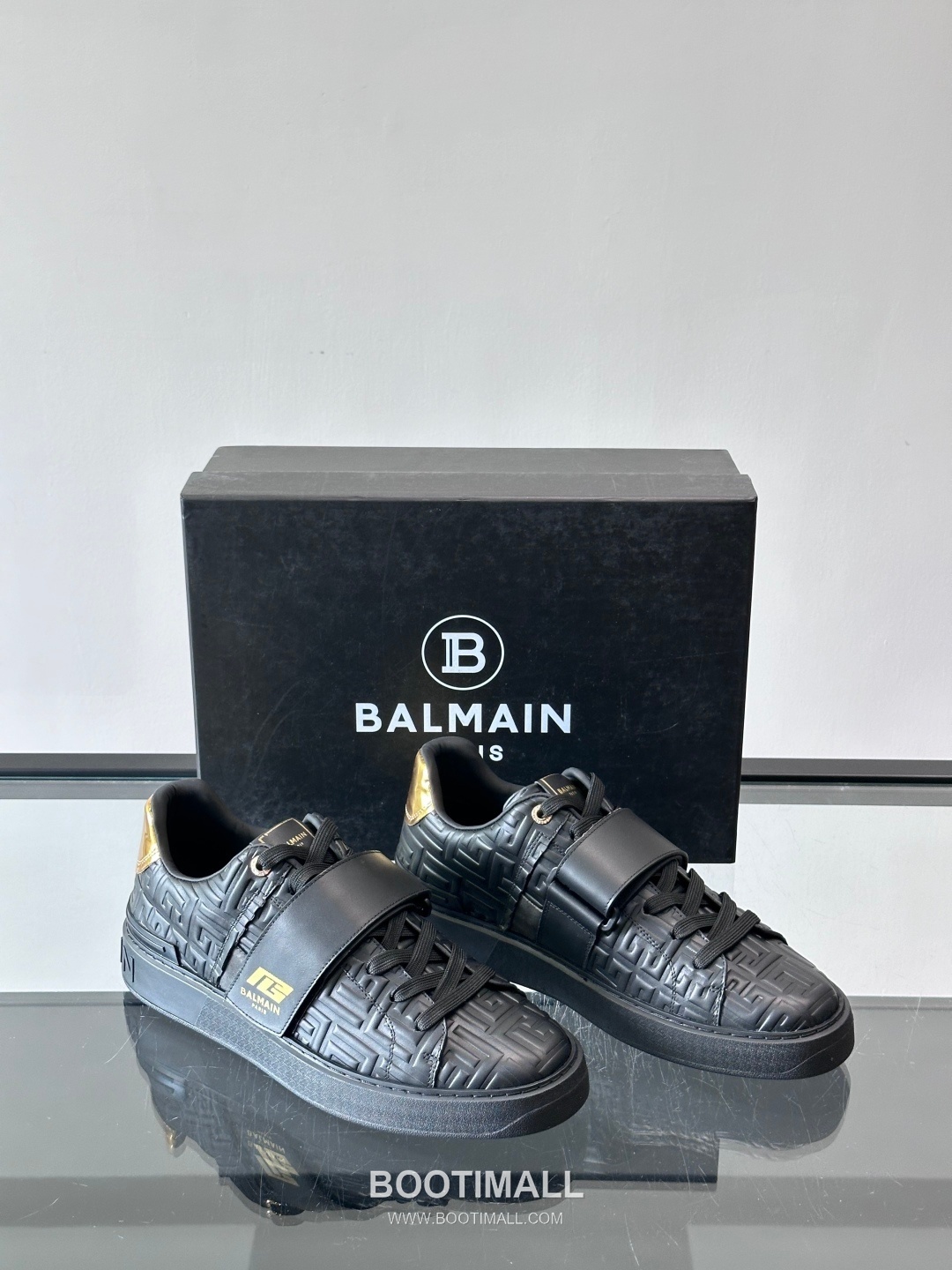 Balmain Velcro Calfskin Leather Low Sneakers with Logo Strap Detail 발망 벨크로 카프스킨 레더 로우 스니커즈 로고 스트랩 디테일 3cm 5