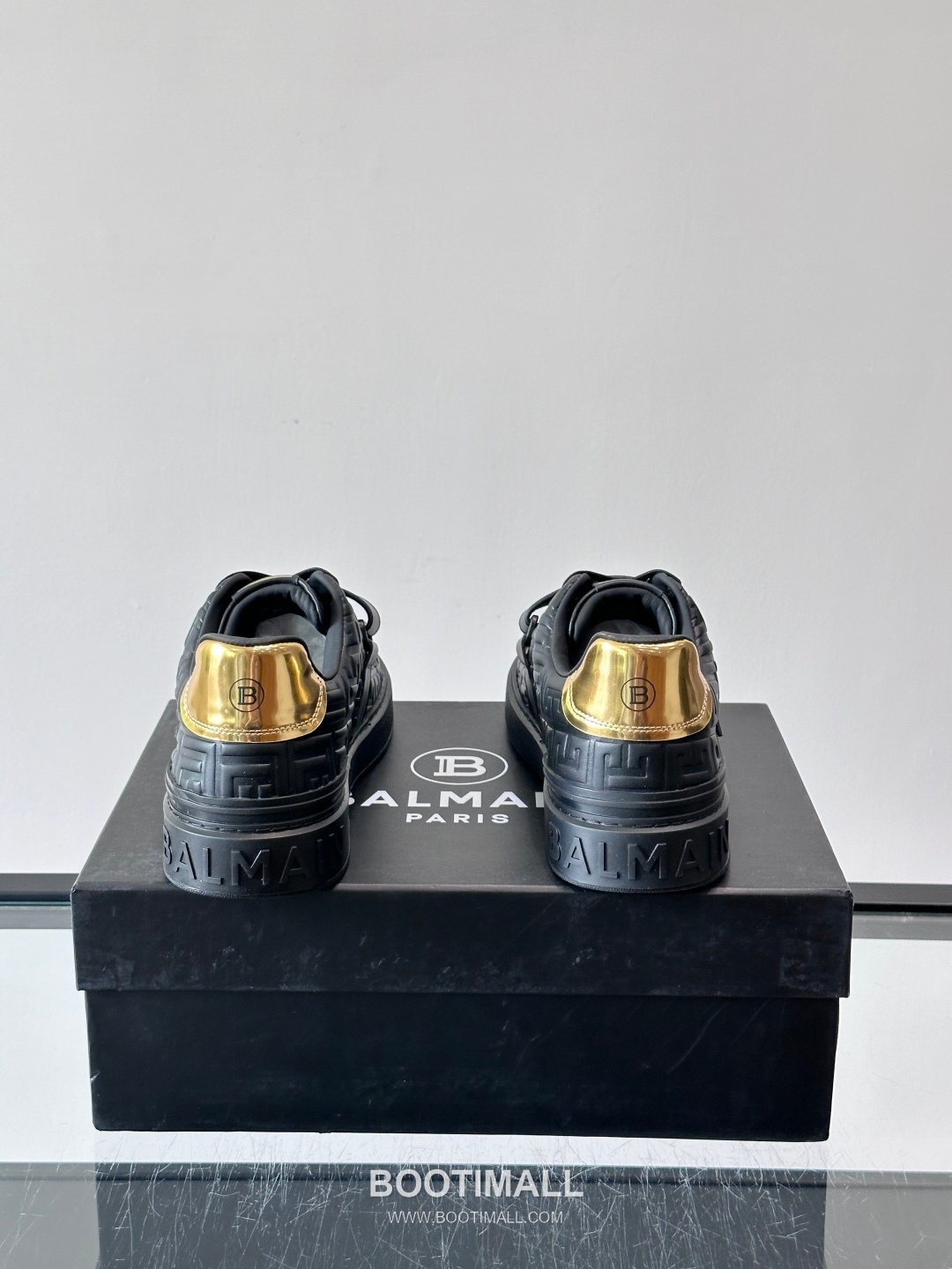 Balmain Velcro Calfskin Leather Low Sneakers with Logo Strap Detail 발망 벨크로 카프스킨 레더 로우 스니커즈 로고 스트랩 디테일 3cm 8