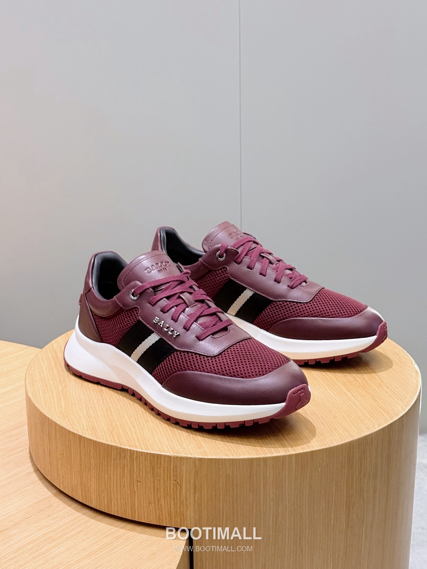 Bally Outline Calfskin Leather Low Sneakers with Stripe Logo Detail 발리 아웃라인 카프스킨 레더 로우 스니커즈 스트라이프 로고 디테일 3cm 3