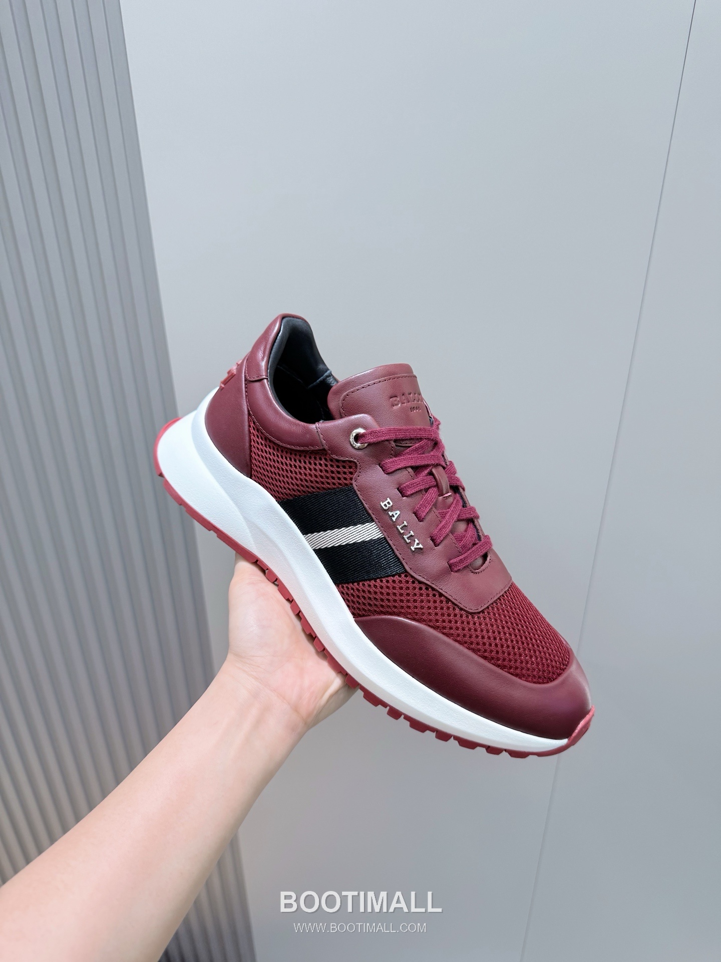 Bally Outline Calfskin Leather Low Sneakers with Stripe Logo Detail 발리 아웃라인 카프스킨 레더 로우 스니커즈 스트라이프 로고 디테일 3cm 5