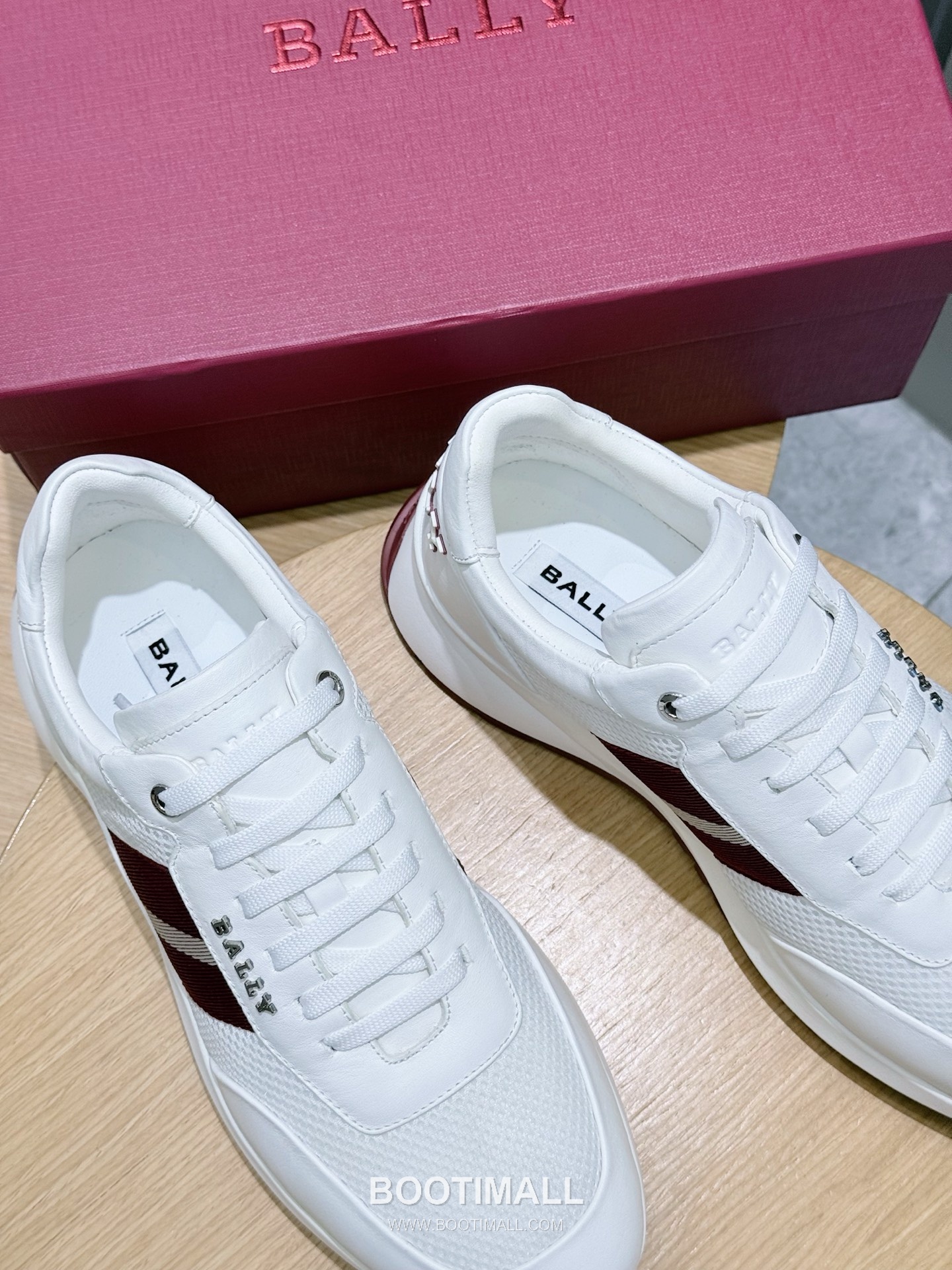 Bally Outline Calfskin Leather Low Sneakers with Stripe Logo Detail 발리 아웃라인 카프스킨 레더 로우 스니커즈 스트라이프 로고 디테일 3cm 8