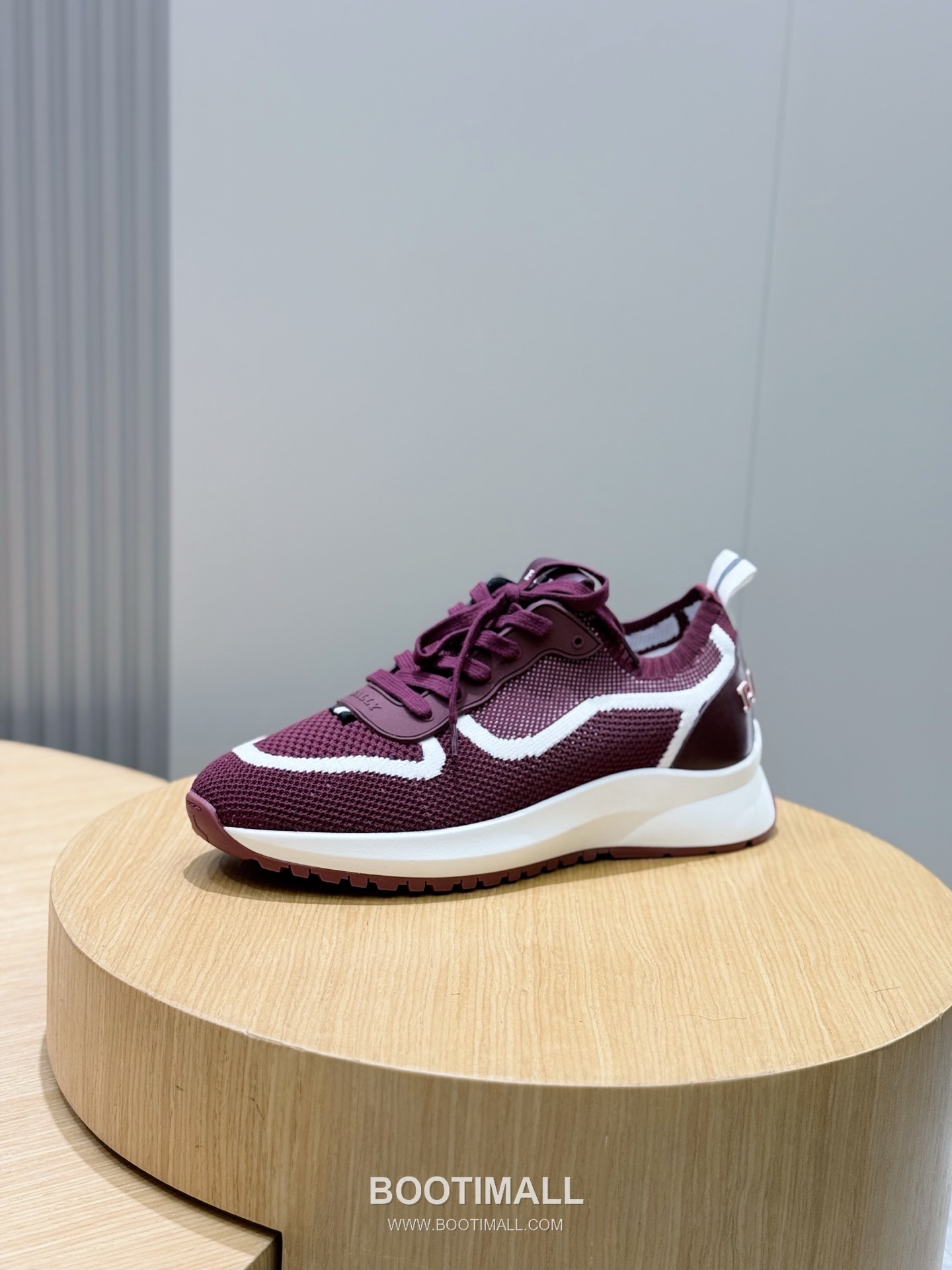 Bally Outline Calfskin Leather Low Sneakers with Stripe Logo Detail 발리 아웃라인 카프스킨 레더 로우 스니커즈 스트라이프 로고 디테일 3cm 2