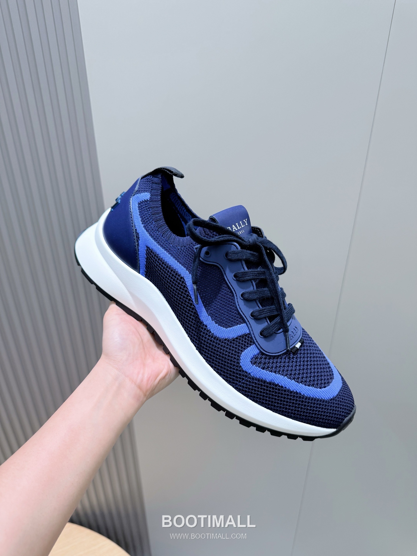 Bally Outline Calfskin Leather Low Sneakers with Stripe Logo Detail 발리 아웃라인 카프스킨 레더 로우 스니커즈 스트라이프 로고 디테일 3cm 5