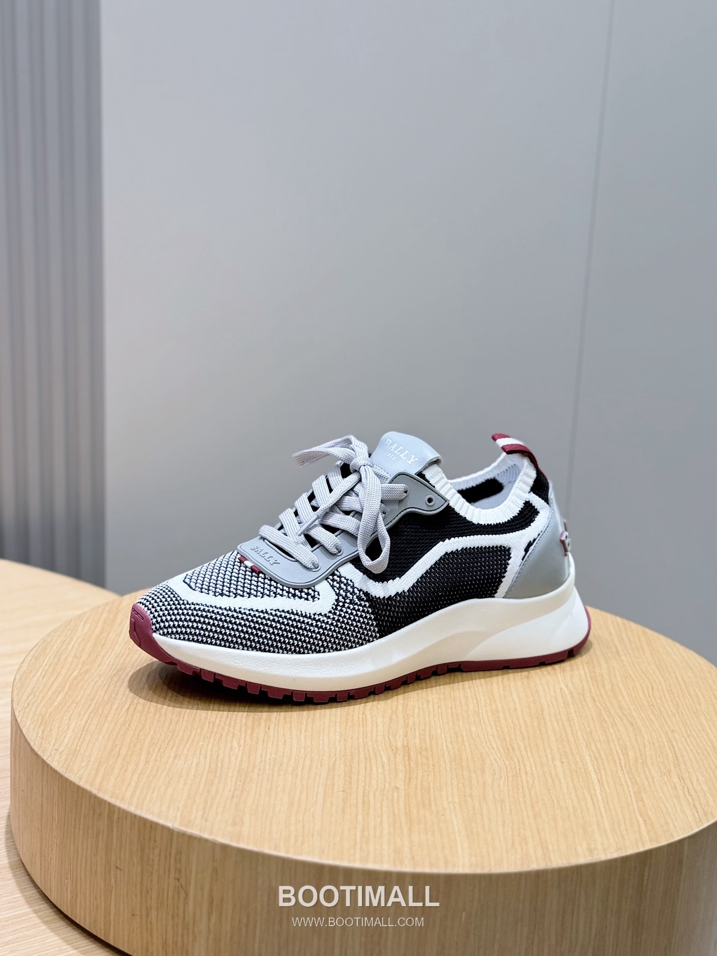 Bally Outline Calfskin Leather Low Sneakers with Stripe Logo Detail 발리 아웃라인 카프스킨 레더 로우 스니커즈 스트라이프 로고 디테일 3cm 2