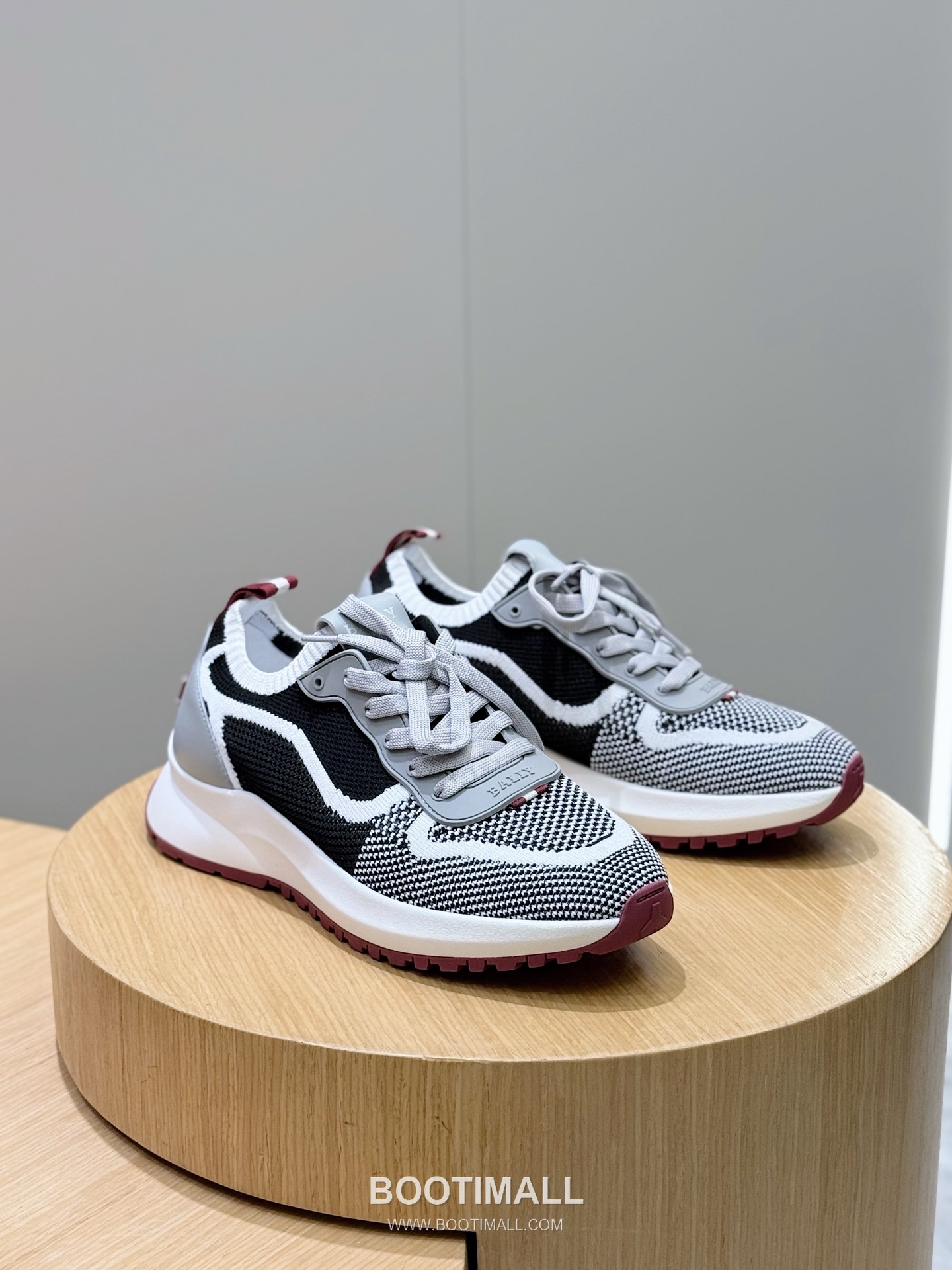 Bally Outline Calfskin Leather Low Sneakers with Stripe Logo Detail 발리 아웃라인 카프스킨 레더 로우 스니커즈 스트라이프 로고 디테일 3cm 3