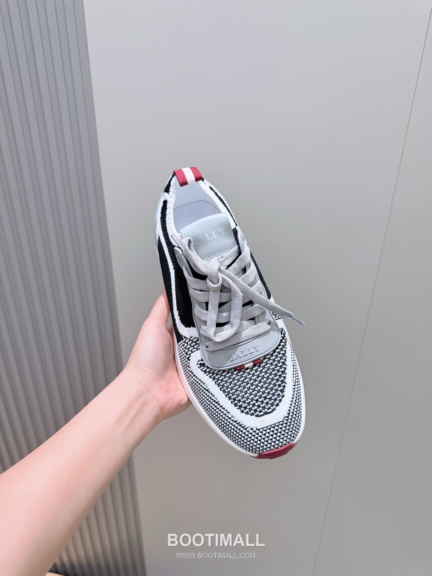 Bally Outline Calfskin Leather Low Sneakers with Stripe Logo Detail 발리 아웃라인 카프스킨 레더 로우 스니커즈 스트라이프 로고 디테일 3cm 4