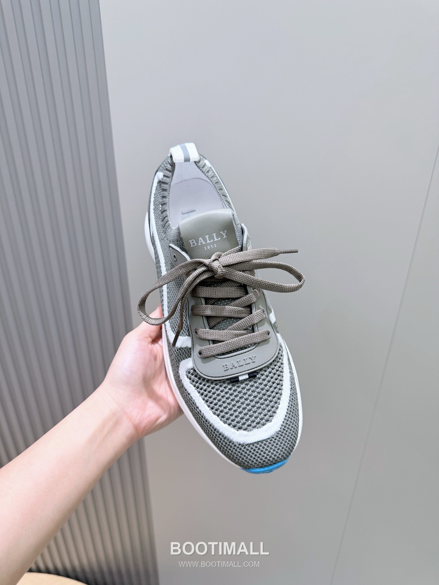 Bally Outline Calfskin Leather Low Sneakers with Stripe Logo Detail 발리 아웃라인 카프스킨 레더 로우 스니커즈 스트라이프 로고 디테일 3cm 4