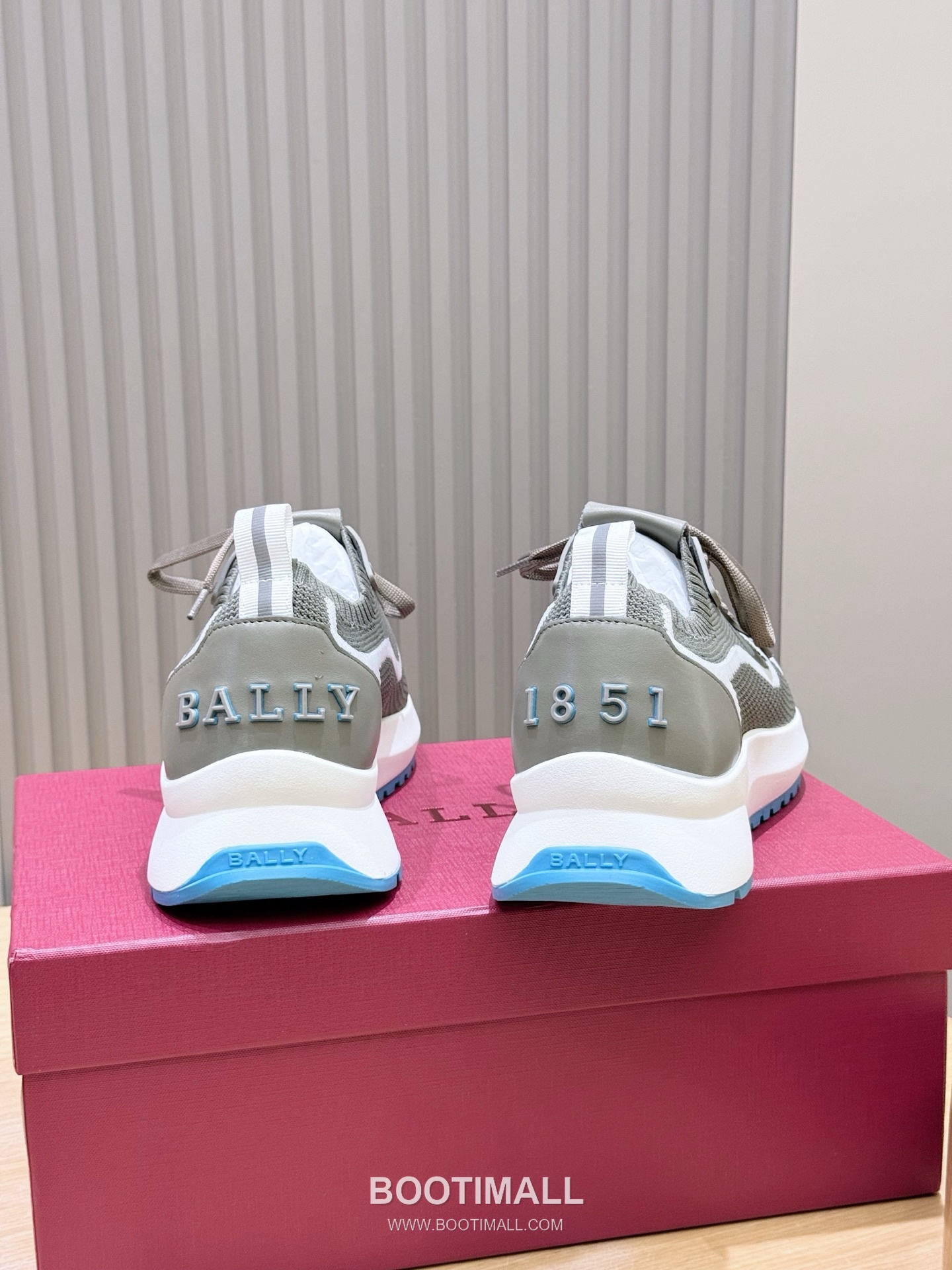 Bally Outline Calfskin Leather Low Sneakers with Stripe Logo Detail 발리 아웃라인 카프스킨 레더 로우 스니커즈 스트라이프 로고 디테일 3cm 6