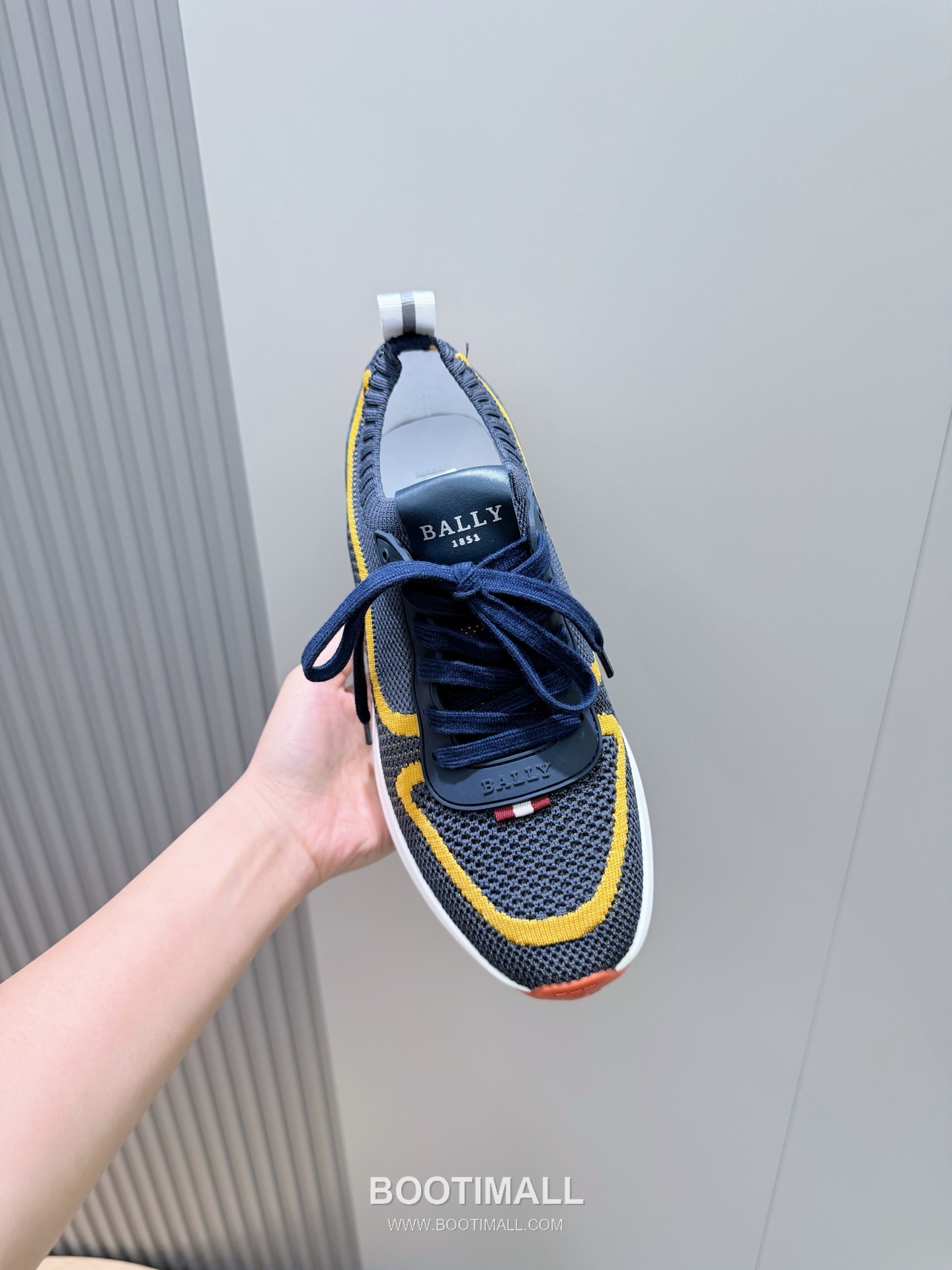 Bally Outline Calfskin Leather Low Sneakers with Stripe Logo Detail 발리 아웃라인 카프스킨 레더 로우 스니커즈 스트라이프 로고 디테일 3cm 4