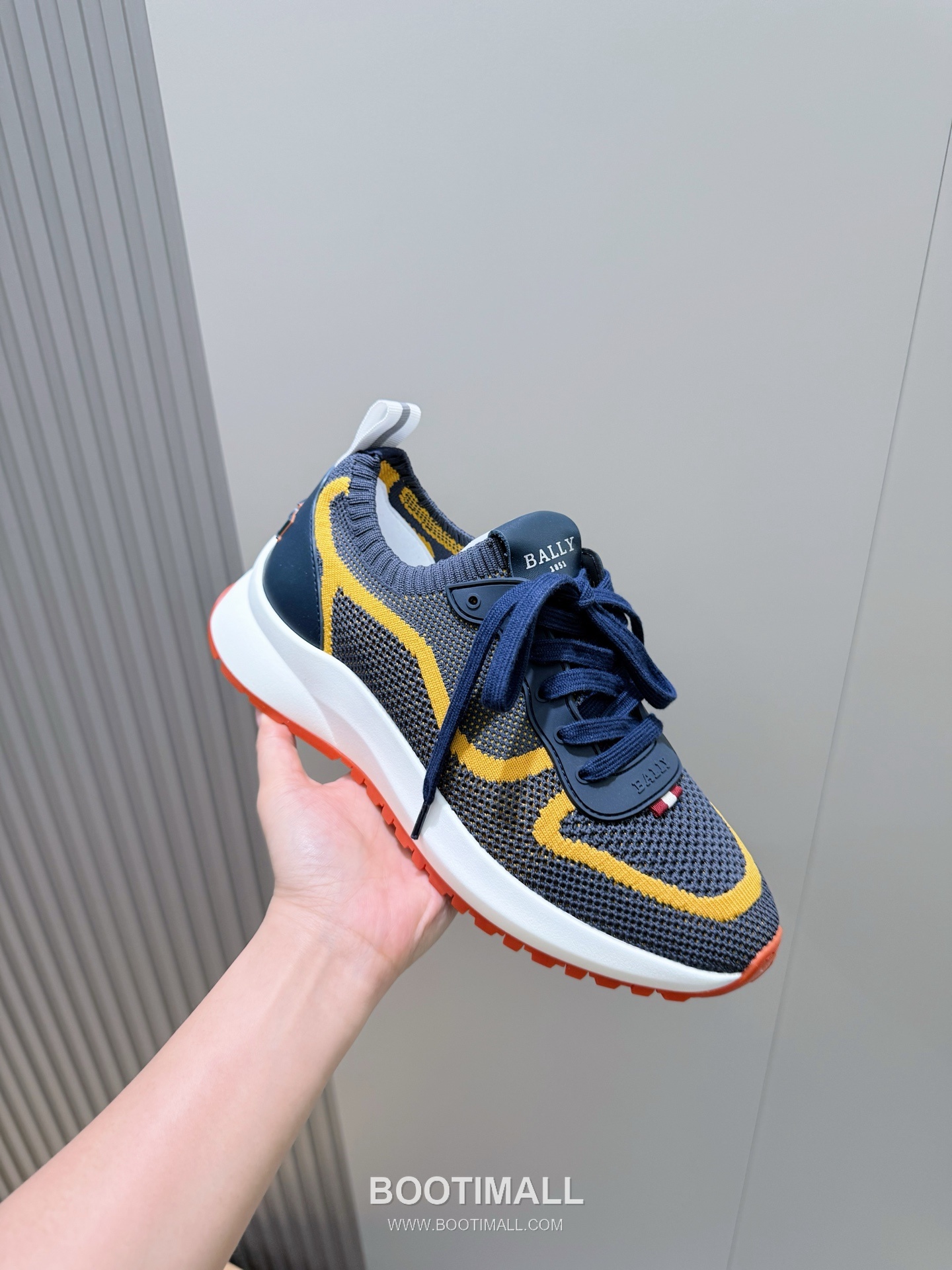 Bally Outline Calfskin Leather Low Sneakers with Stripe Logo Detail 발리 아웃라인 카프스킨 레더 로우 스니커즈 스트라이프 로고 디테일 3cm 5