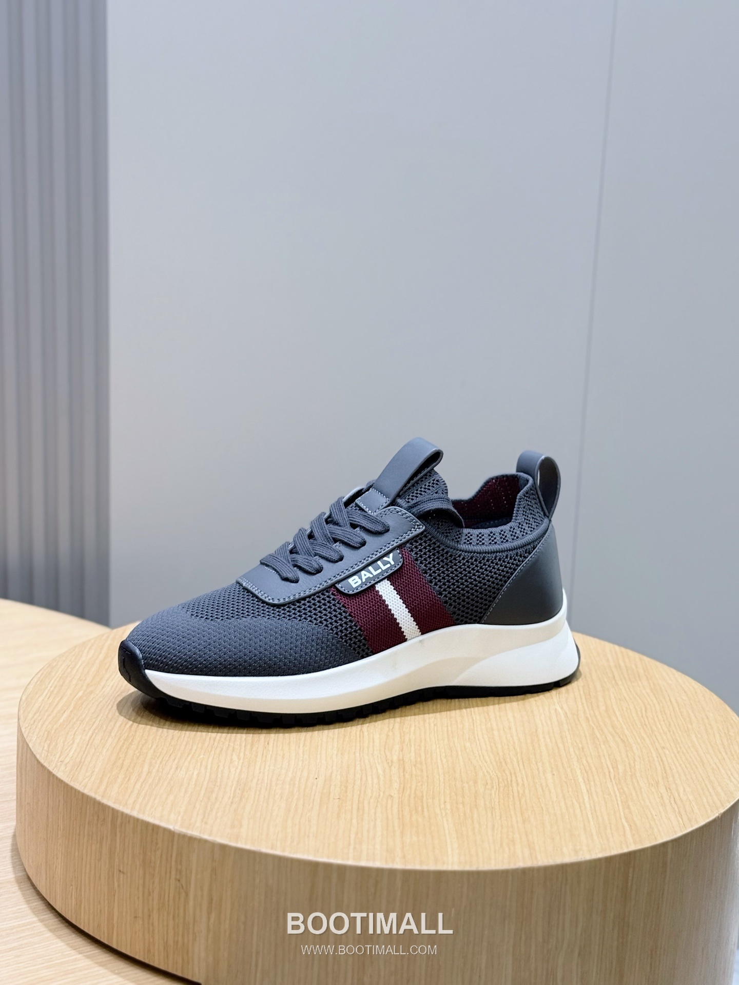 Bally Outline Calfskin Leather Low Sneakers with Stripe Logo Detail 발리 아웃라인 카프스킨 레더 로우 스니커즈 스트라이프 로고 디테일 3cm 2