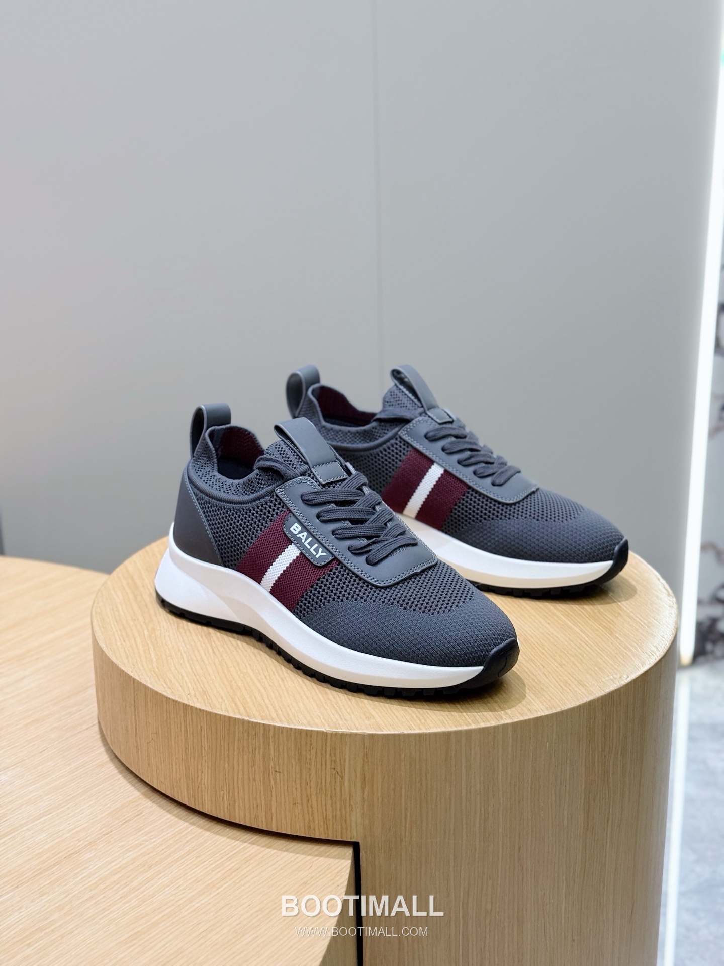 Bally Outline Calfskin Leather Low Sneakers with Stripe Logo Detail 발리 아웃라인 카프스킨 레더 로우 스니커즈 스트라이프 로고 디테일 3cm 3