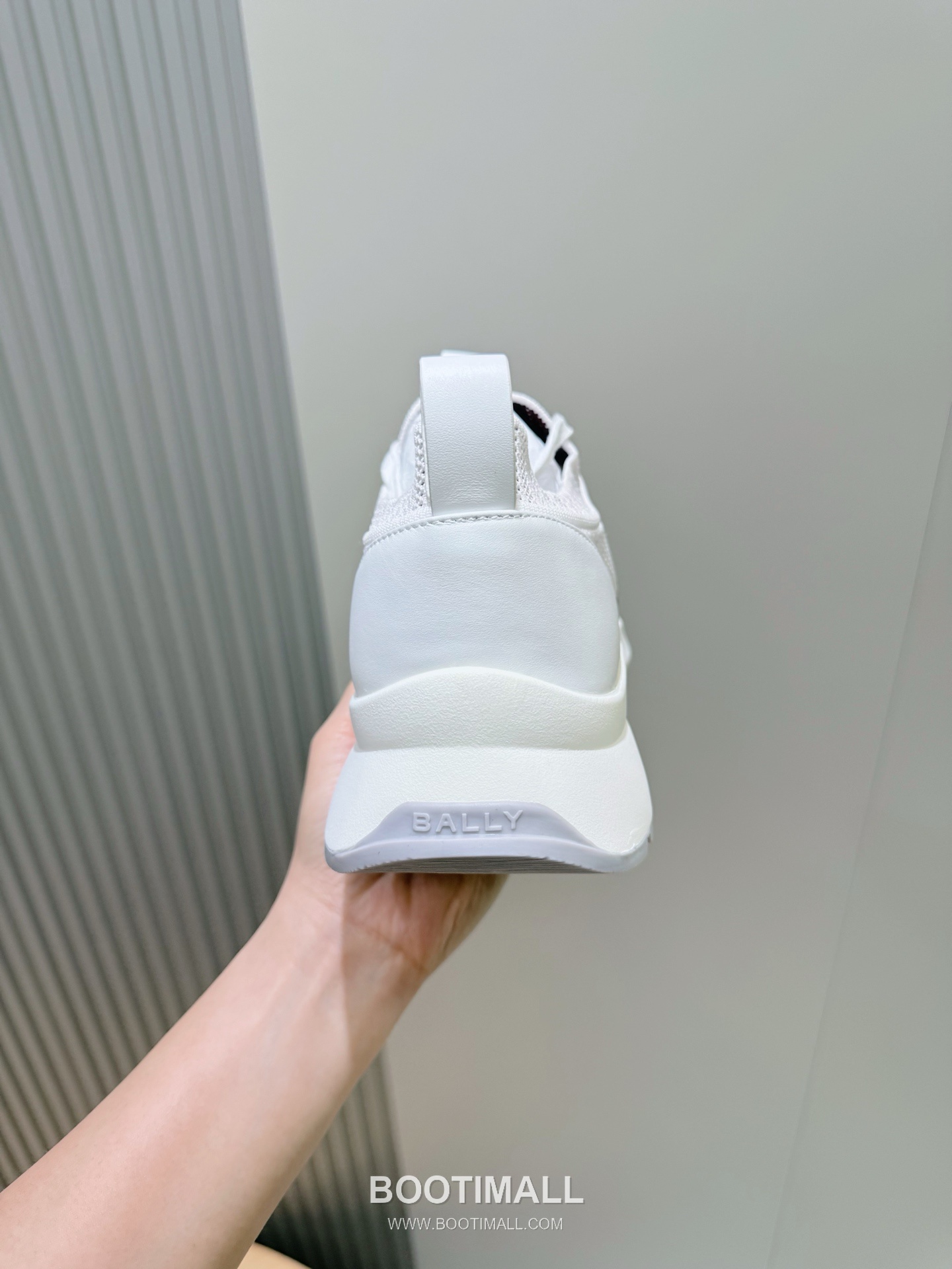 Bally Outline Calfskin Leather Low Sneakers with Stripe Logo Detail 발리 아웃라인 카프스킨 레더 로우 스니커즈 스트라이프 로고 디테일 3cm 6