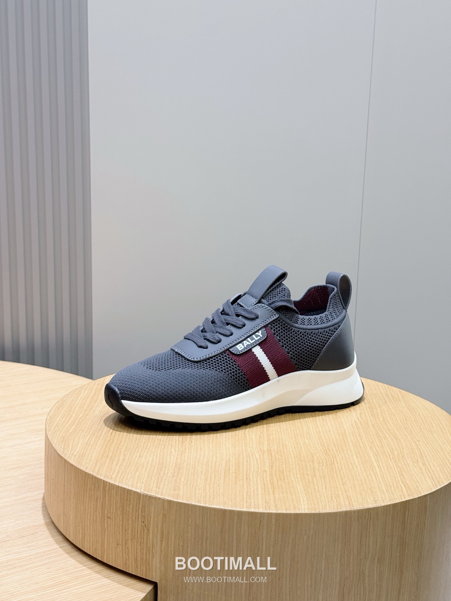 Bally Outline Calfskin Leather Low Sneakers with Stripe Logo Detail 발리 아웃라인 카프스킨 레더 로우 스니커즈 스트라이프 로고 디테일 3cm 2
