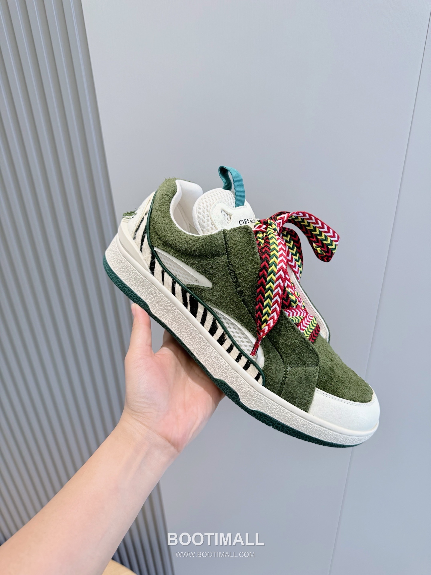 Lanvin Gallery Department Calfskin Leather Low Chunky Sneakers with Artistic Panel Detail 랑방 갤러리디파트먼트 카프스킨 레더 로우 청키 스니커즈 아트 패널 디테일 4cm 5