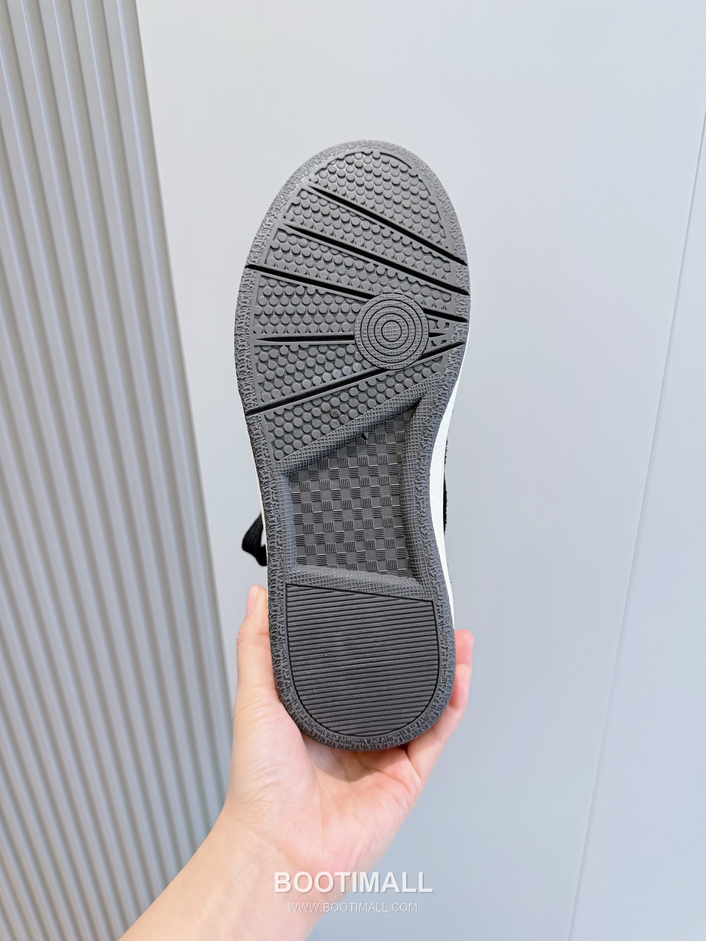 Lanvin Gallery Department Calfskin Leather Low Chunky Sneakers with Artistic Panel Detail 랑방 갤러리디파트먼트 카프스킨 레더 로우 청키 스니커즈 아트 패널 디테일 4cm 9