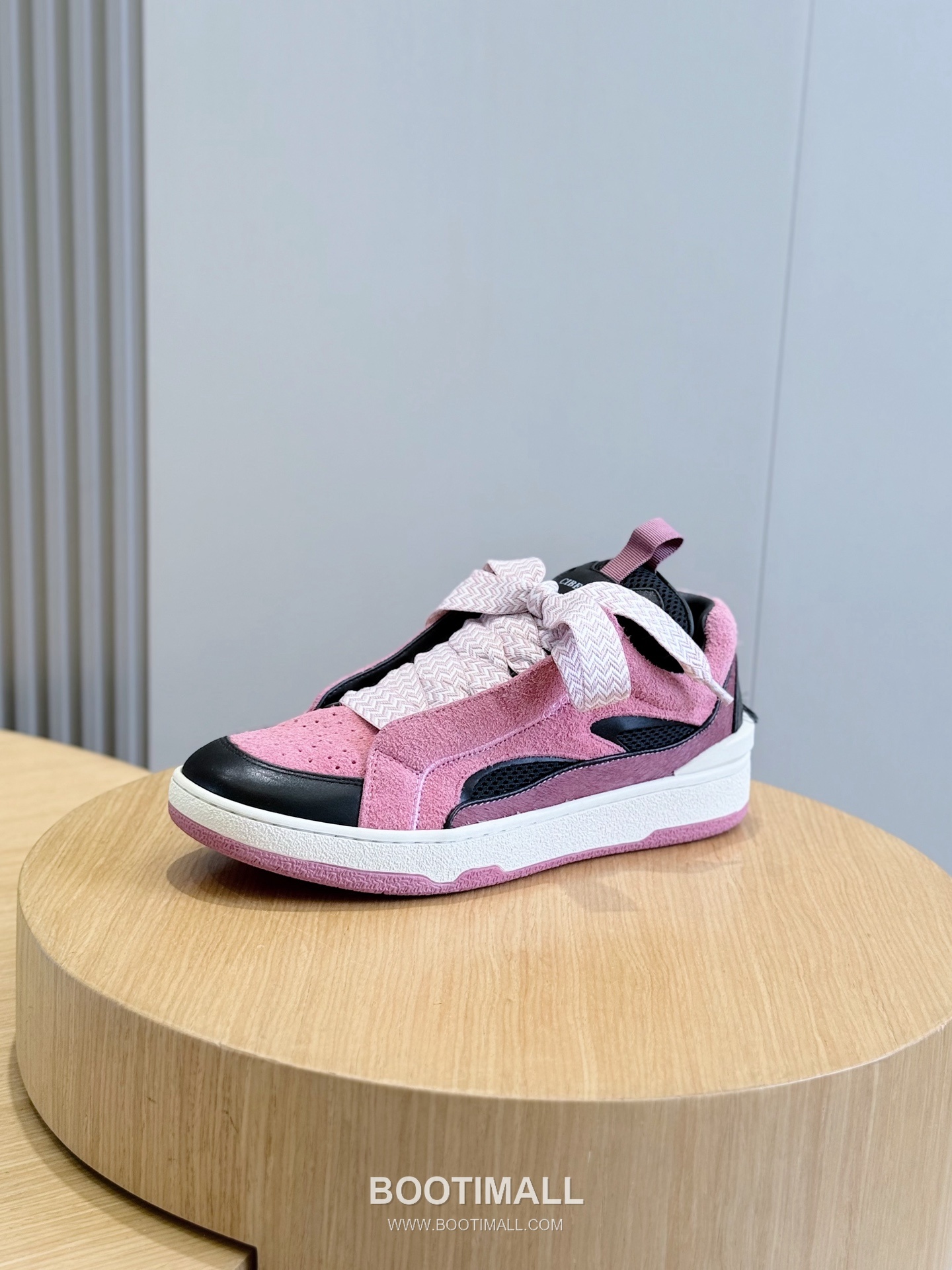 Lanvin Gallery Department Calfskin Leather Low Chunky Sneakers with Artistic Panel Detail 랑방 갤러리디파트먼트 카프스킨 레더 로우 청키 스니커즈 아트 패널 디테일 4cm 2