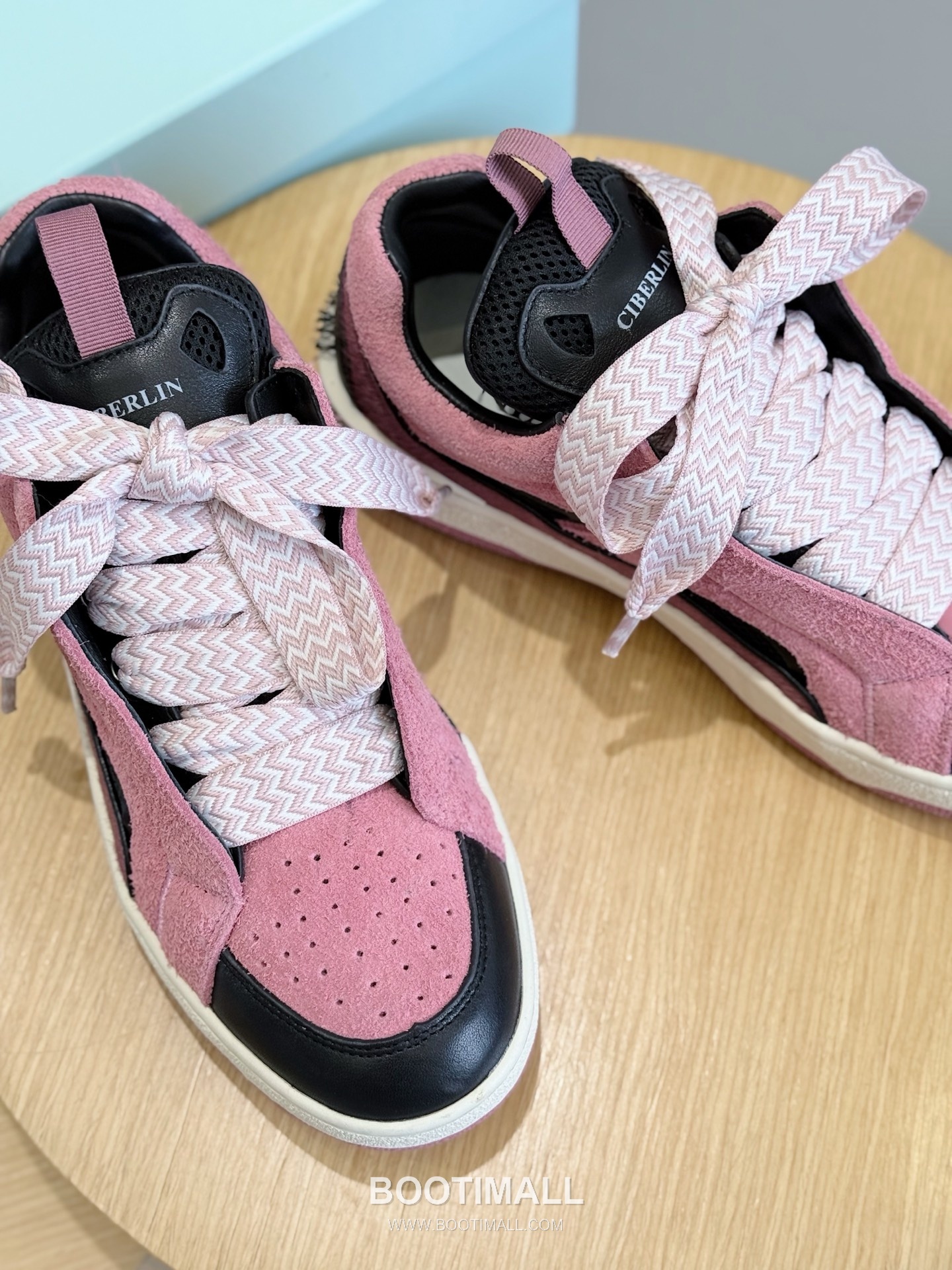 Lanvin Gallery Department Calfskin Leather Low Chunky Sneakers with Artistic Panel Detail 랑방 갤러리디파트먼트 카프스킨 레더 로우 청키 스니커즈 아트 패널 디테일 4cm 8