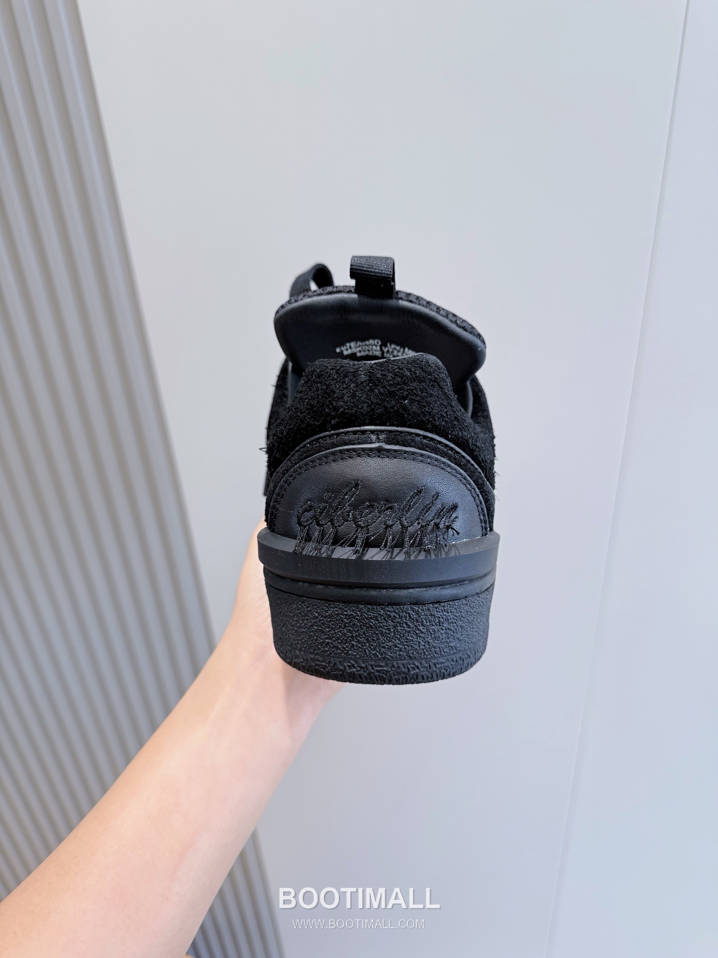 Lanvin Gallery Department Calfskin Leather Low Chunky Sneakers with Artistic Panel Detail 랑방 갤러리디파트먼트 카프스킨 레더 로우 청키 스니커즈 아트 패널 디테일 4cm 6