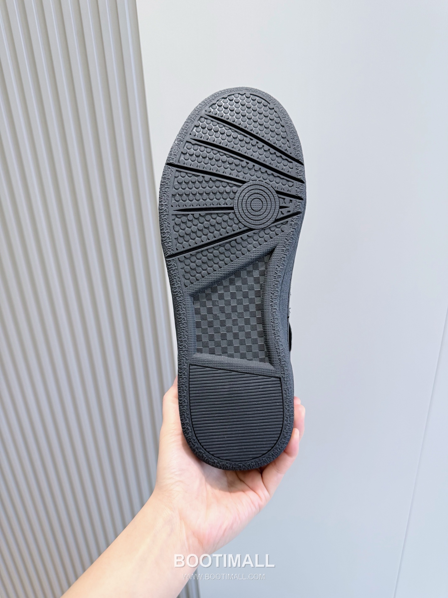 Lanvin Gallery Department Calfskin Leather Low Chunky Sneakers with Artistic Panel Detail 랑방 갤러리디파트먼트 카프스킨 레더 로우 청키 스니커즈 아트 패널 디테일 4cm 9