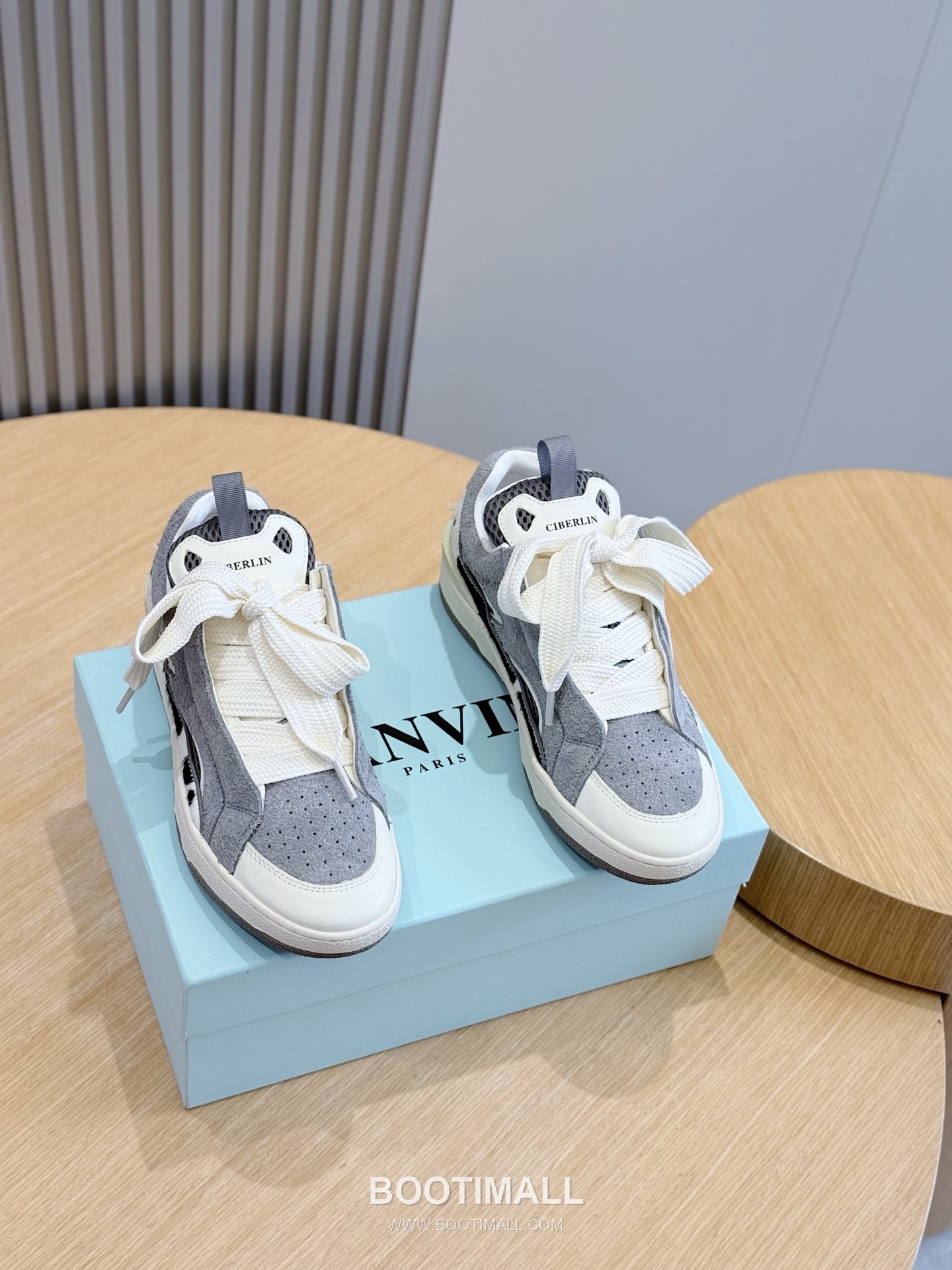Lanvin Gallery Department Calfskin Leather Low Chunky Sneakers with Artistic Panel Detail 랑방 갤러리디파트먼트 카프스킨 레더 로우 청키 스니커즈 아트 패널 디테일 4cm 1