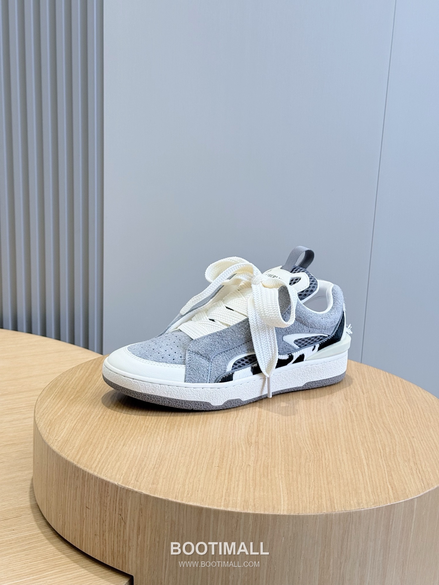 Lanvin Gallery Department Calfskin Leather Low Chunky Sneakers with Artistic Panel Detail 랑방 갤러리디파트먼트 카프스킨 레더 로우 청키 스니커즈 아트 패널 디테일 4cm 2